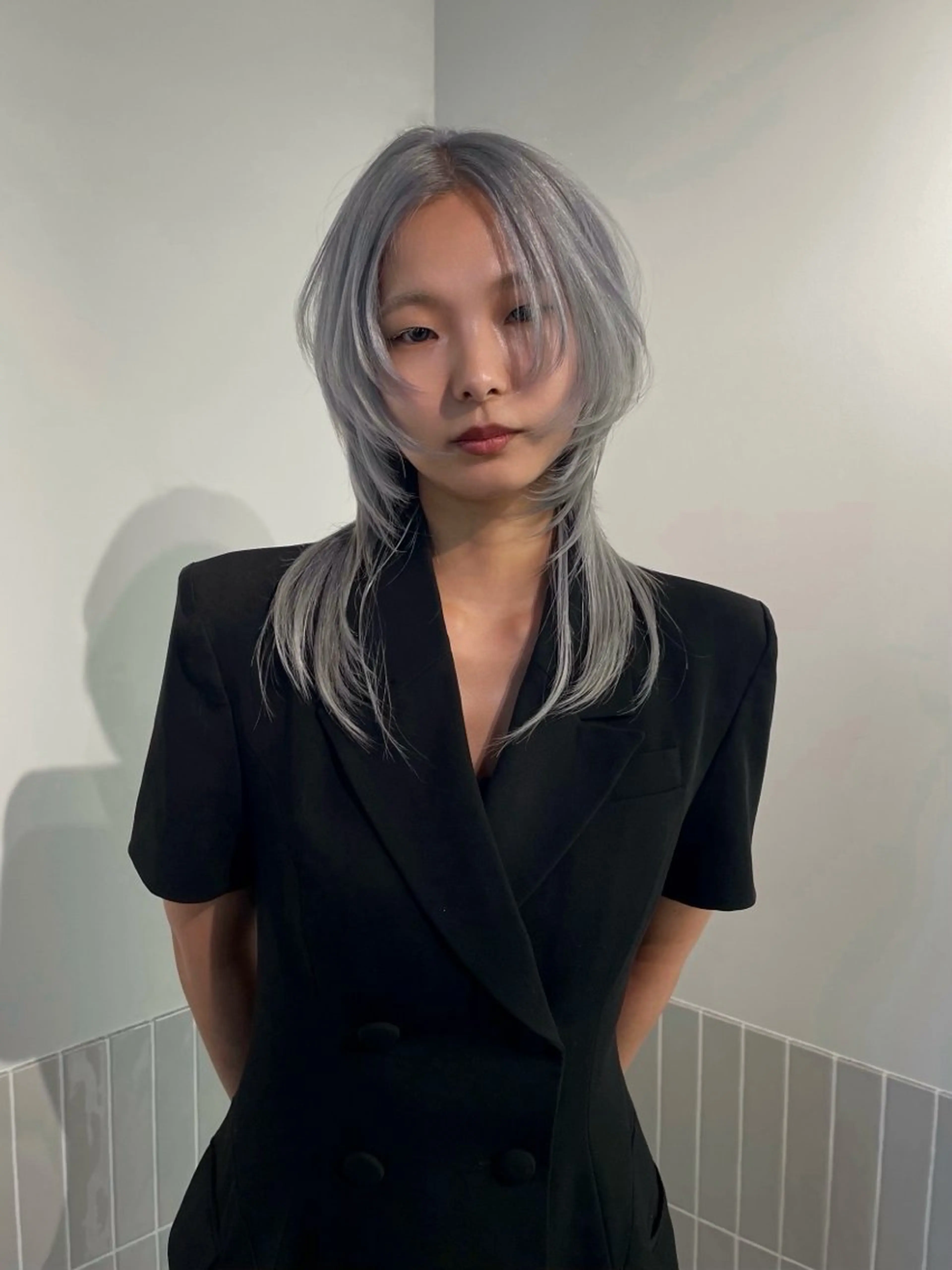 ロング カラー ハイレイヤー レイヤーカット stén所属・HARUKA/原宿 ハイトーン/レイヤーのヘアスタイル