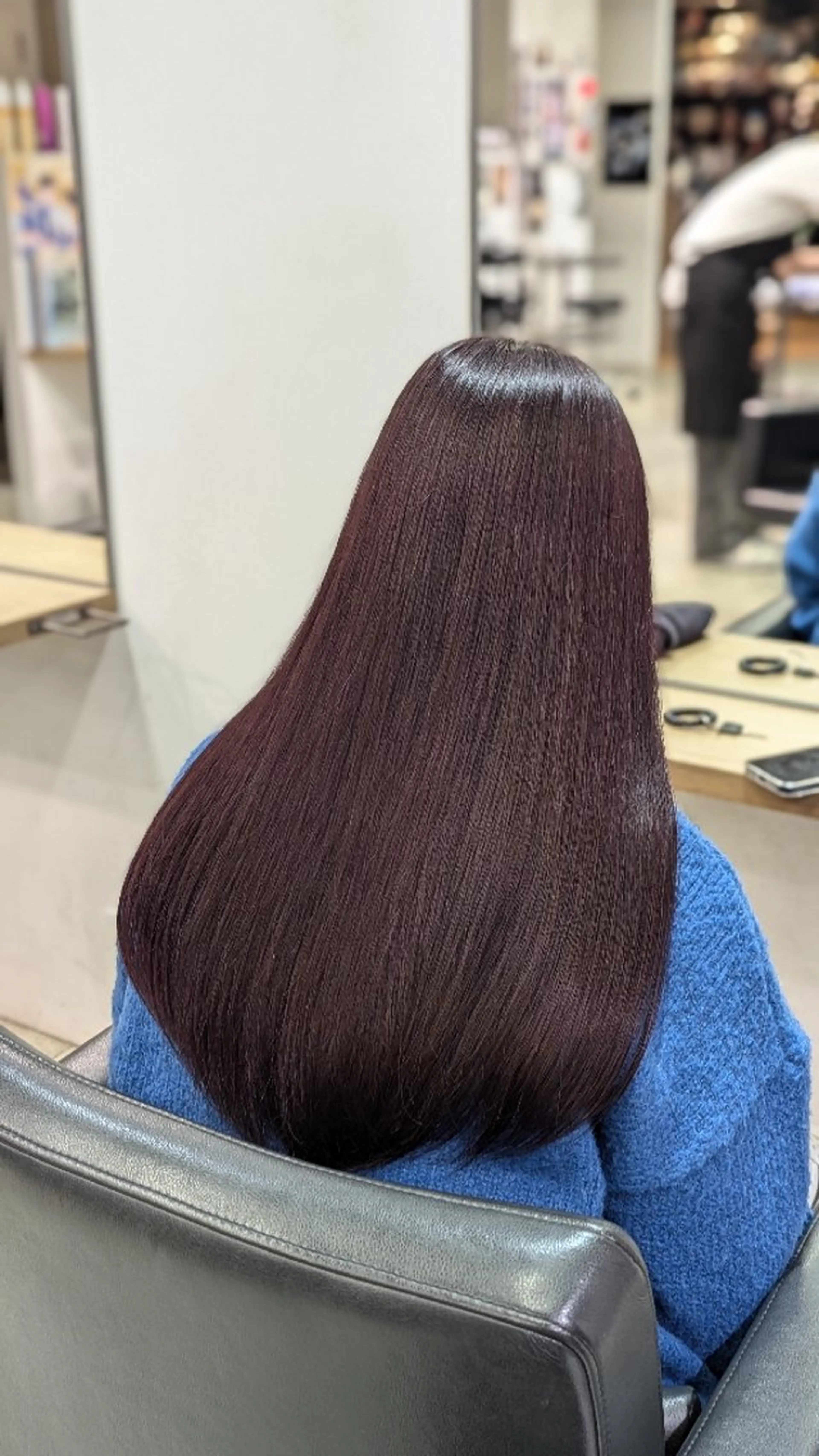 カラー ロング ブリーチ レッドカラー 推しカラー🦉にじさ んじカラー🌈🕒✨のヘアスタイル