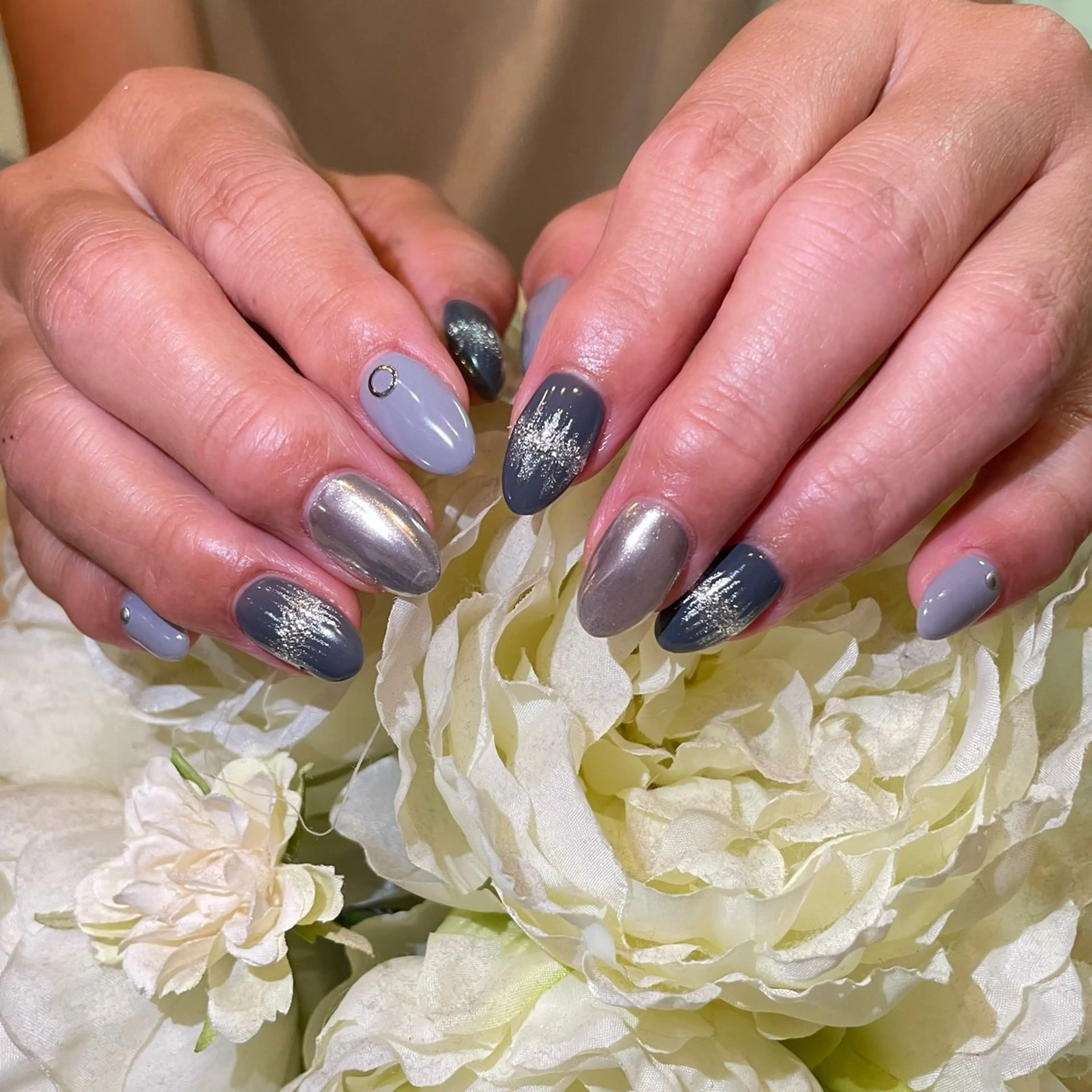ネイル シンプルネイル nailsalon miiのネイルデザイン
