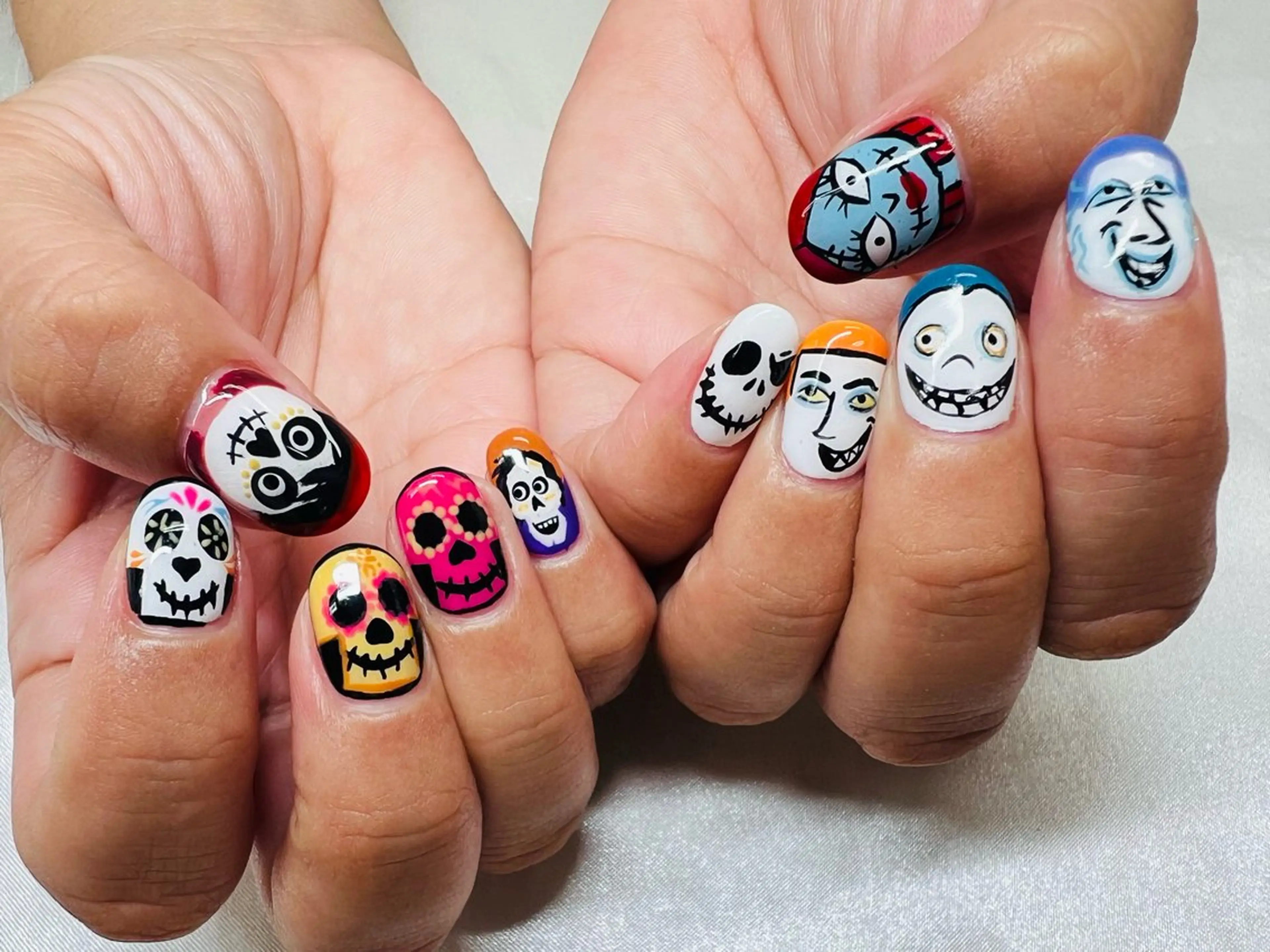 ネイル ユリシスネイル 担当近藤のネイルデザイン