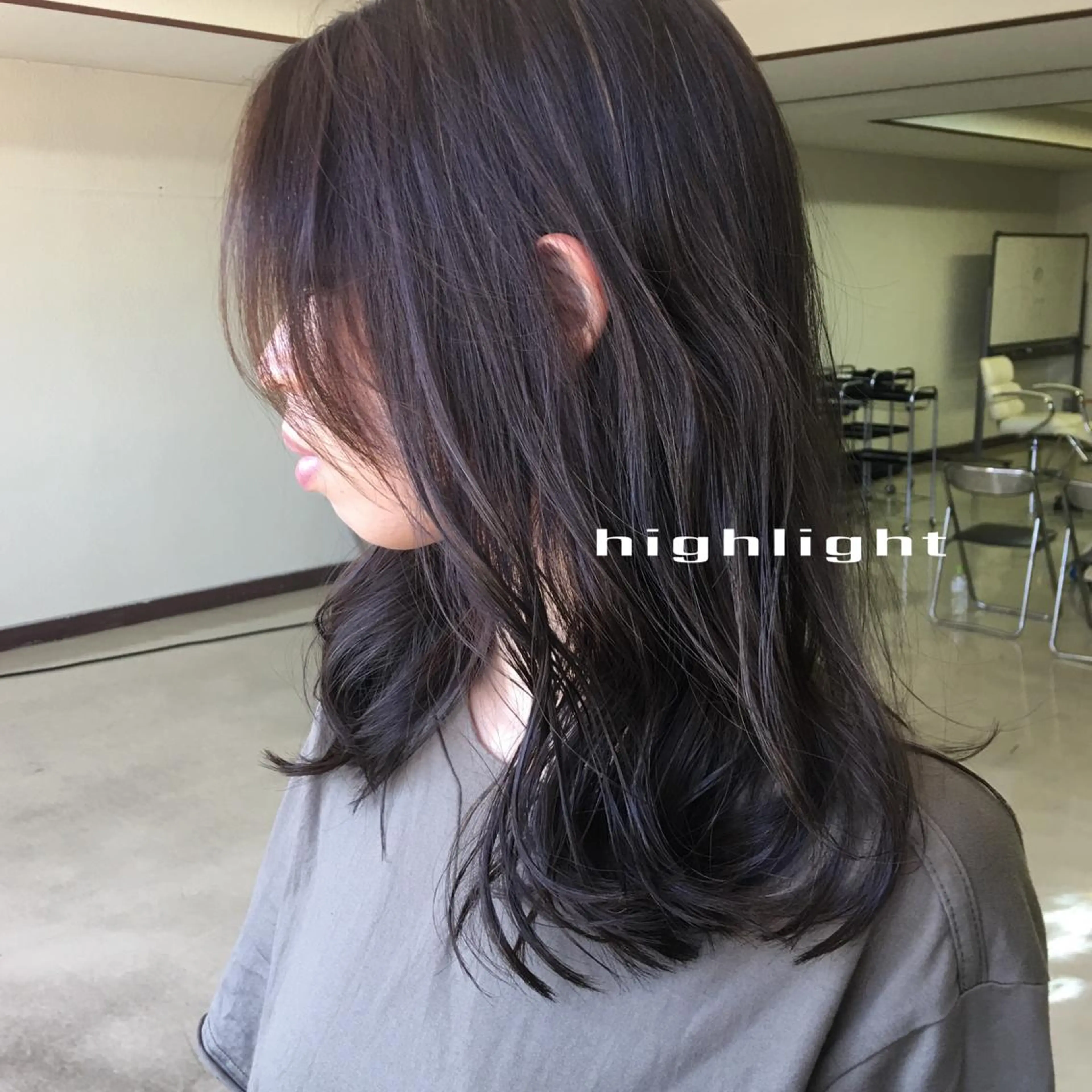 セミロング カラー etore 矢場町 南沙希のヘアスタイル
