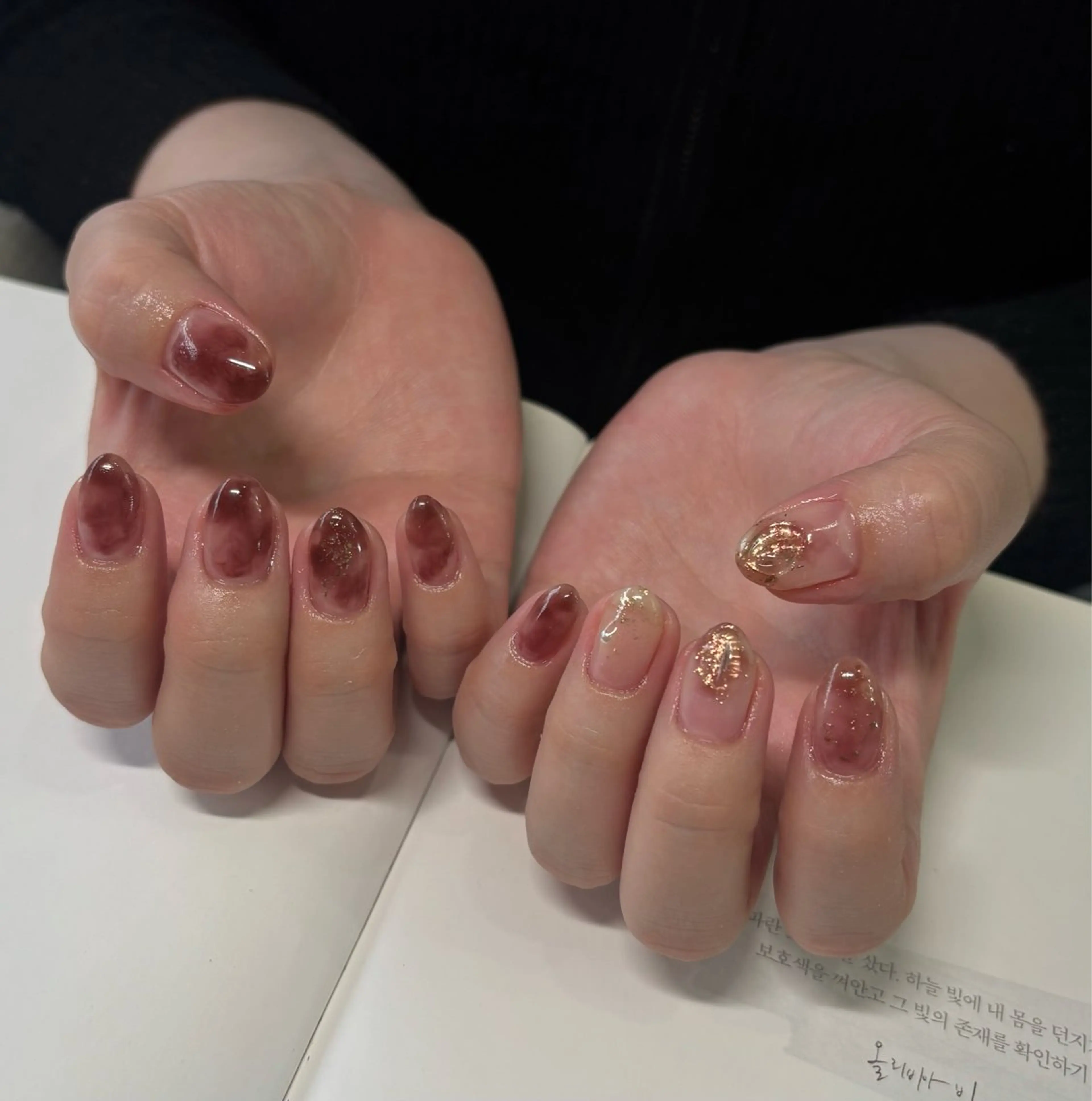 ネイル ニュアンスネイル ハンドネイル ネイルズシャトン🪡 ネイリスト齊藤のネイルデザイン