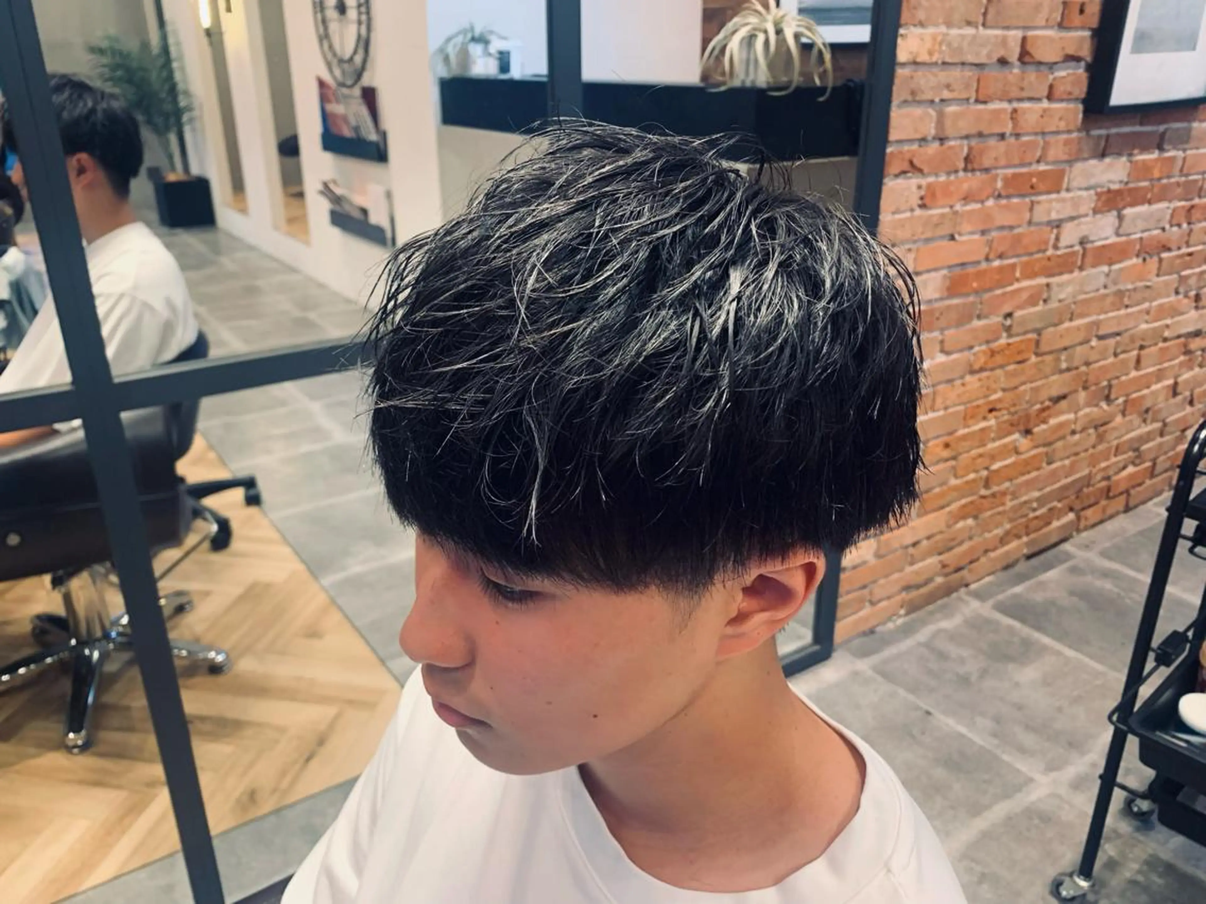 メンズ カット AUBE HARE lilie所属・高井 丈のヘアスタイル