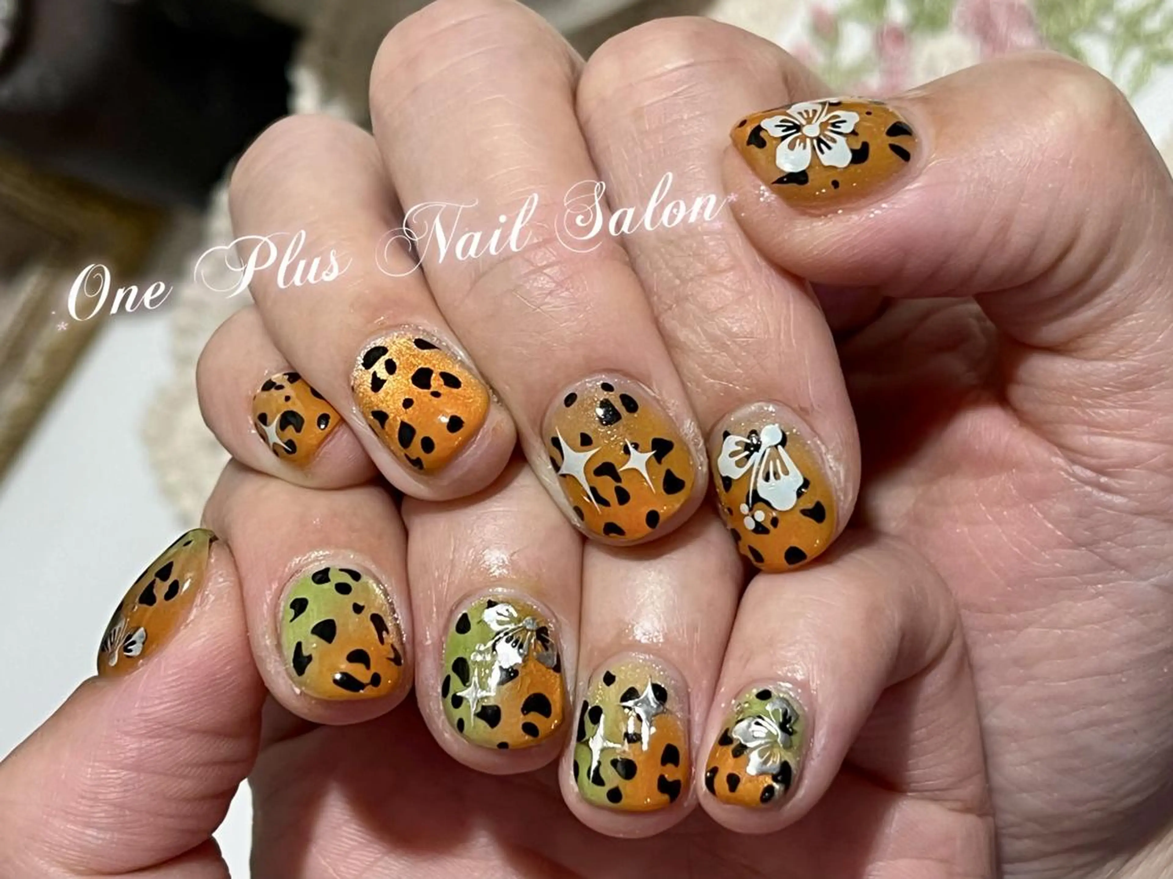 ネイル One Plus キキのネイルデザイン