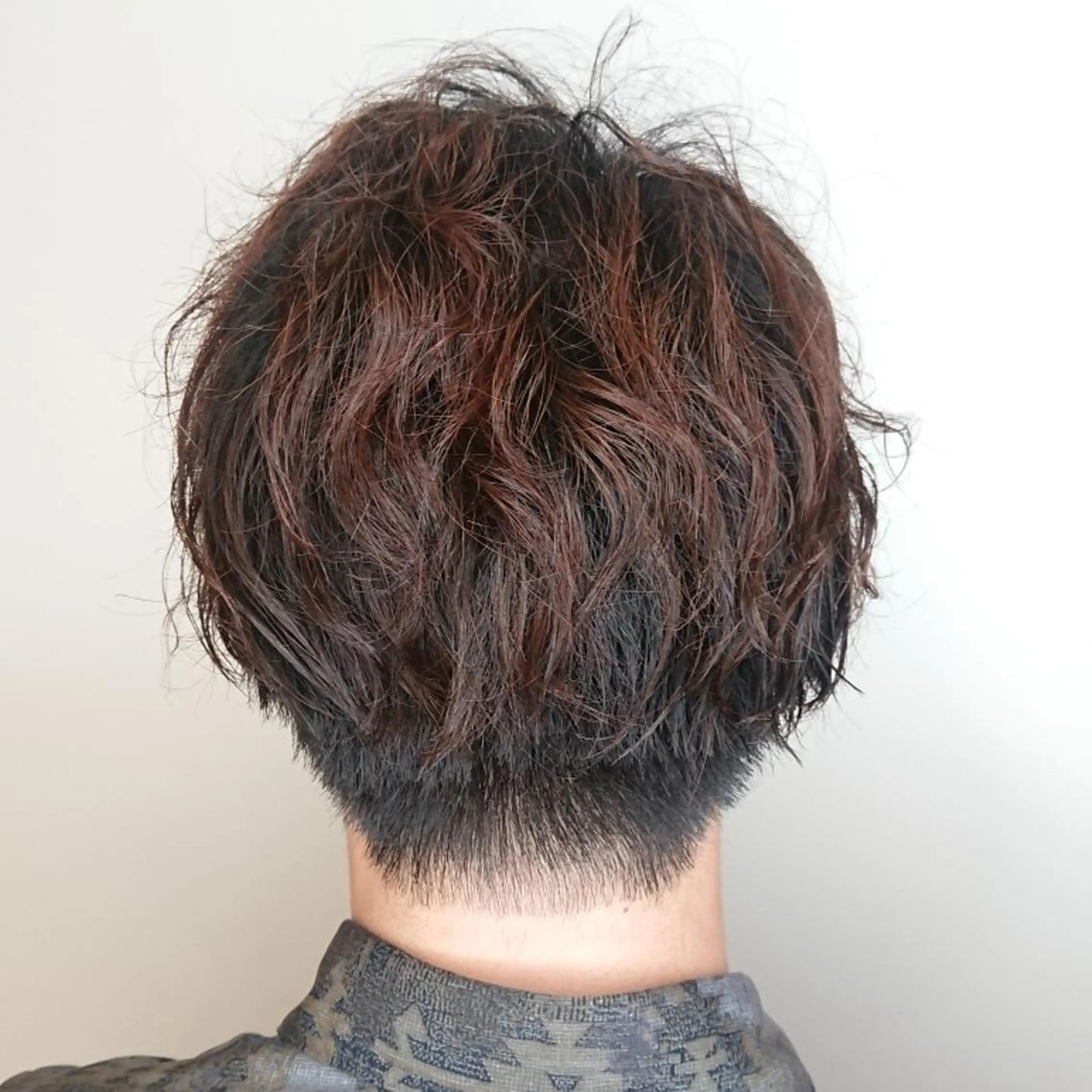 メンズ カラー パーマ ヘアアレンジ メンズパーマ ブリーチ/ヘアケア/ 艶髪/イギチハルのヘアスタイル