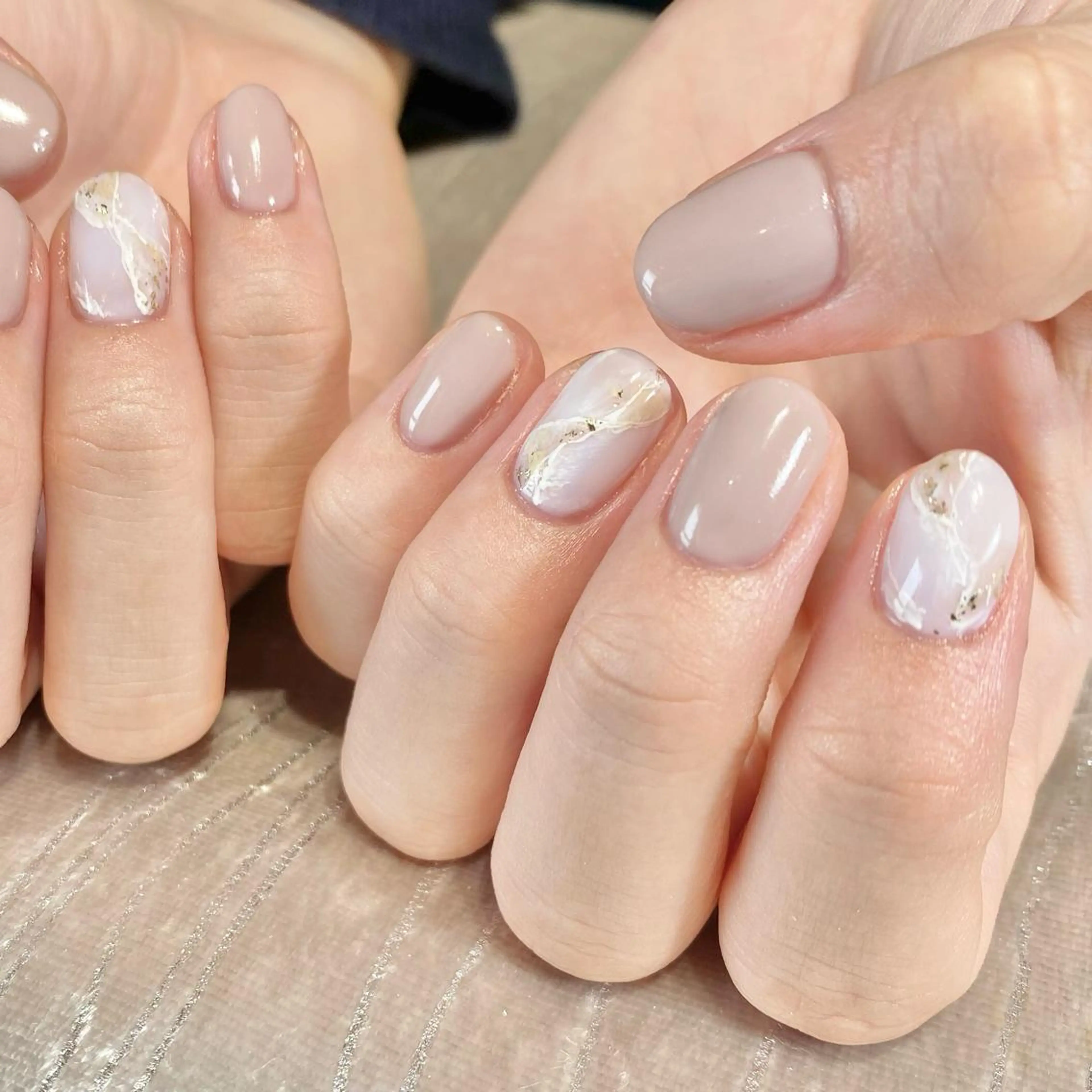 ネイル Flore (フロール)の眉毛・アイブロウイメージ