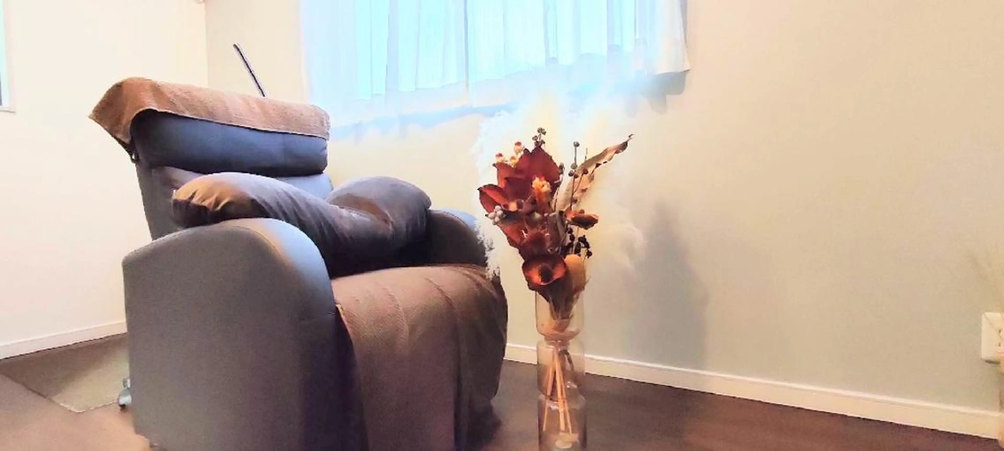 マツエク・マツパ アイブロウ Lampiilo 　eye&browのマツエク・マツパデザイン