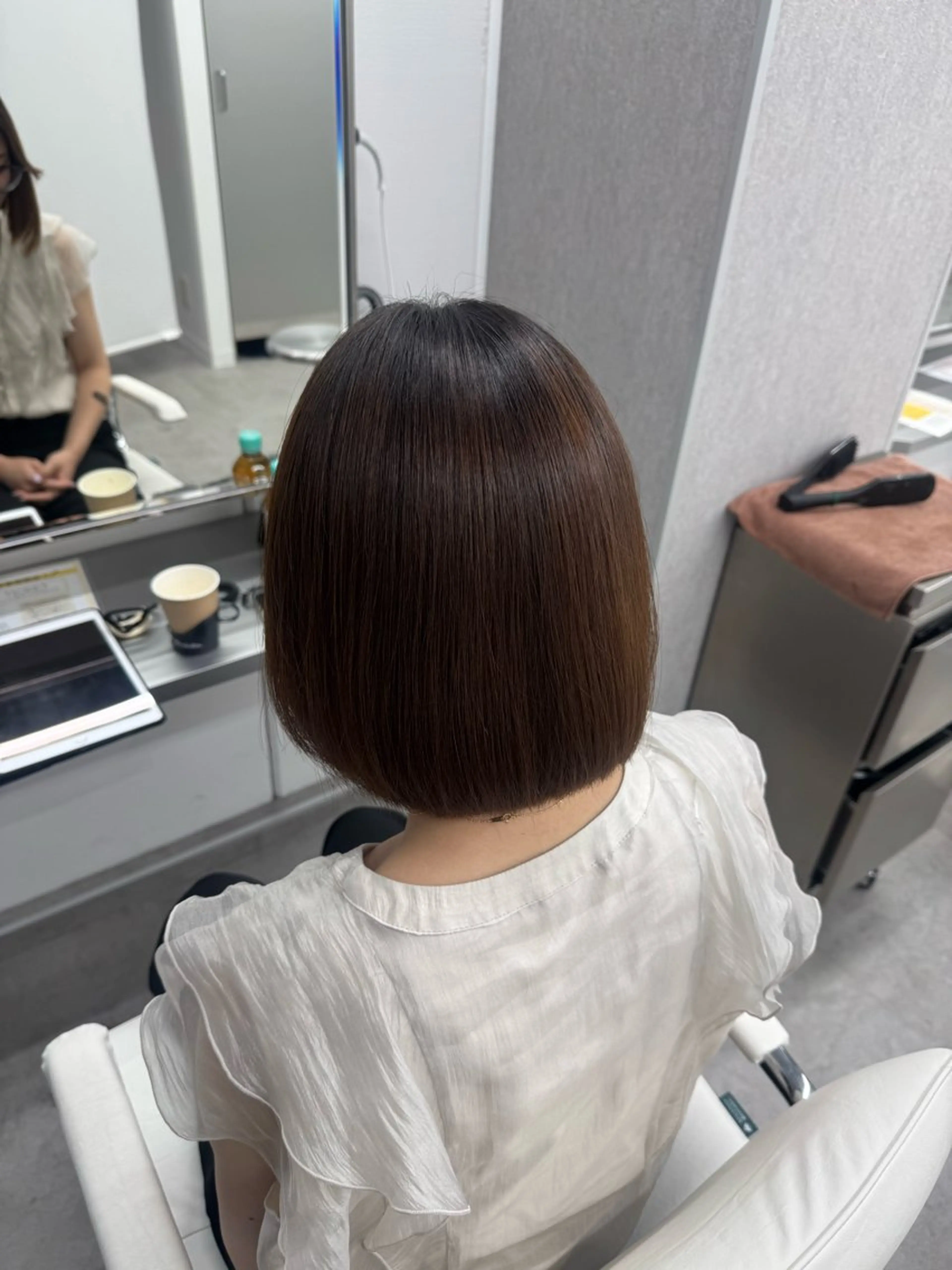 ミディアム カット 縮毛矯正 🕯コバ/レイヤー/ 透明感/縮毛🕯のヘアスタイル