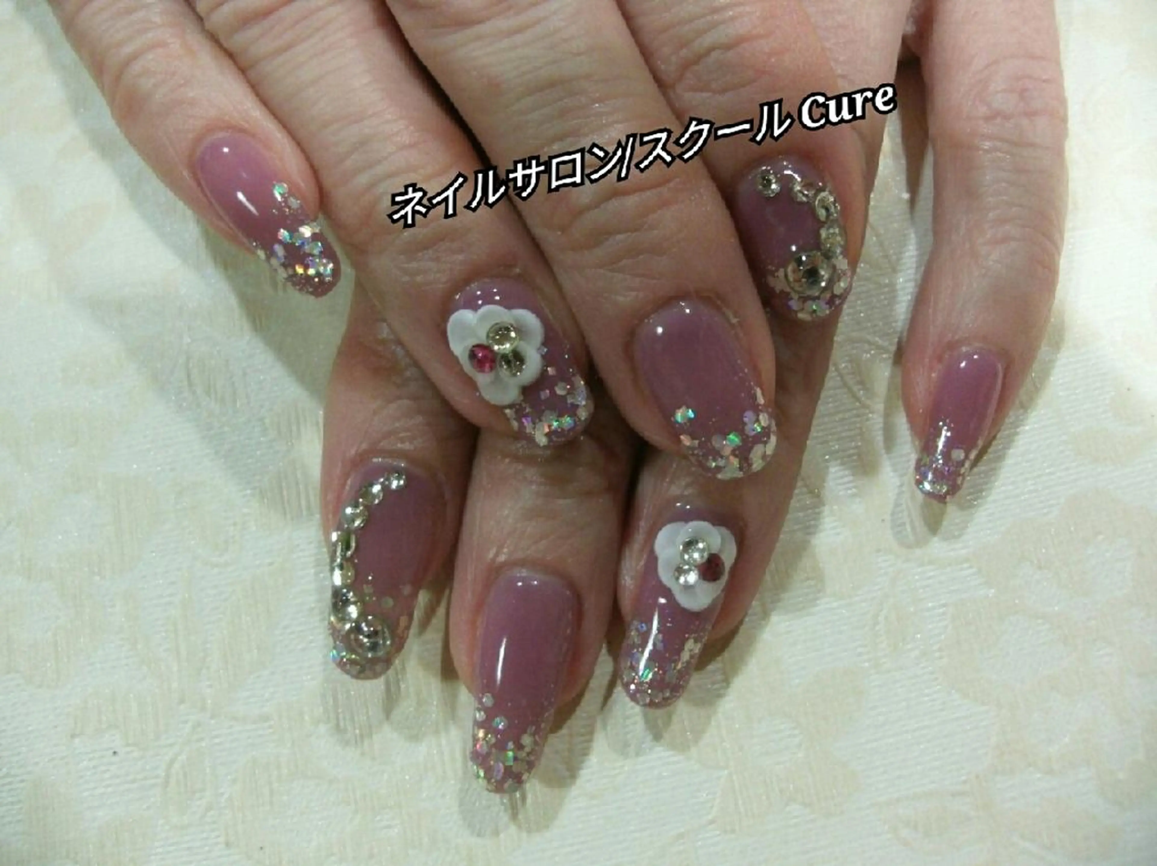 ミディアム ネイル ネイルサロン Cureのネイルデザイン