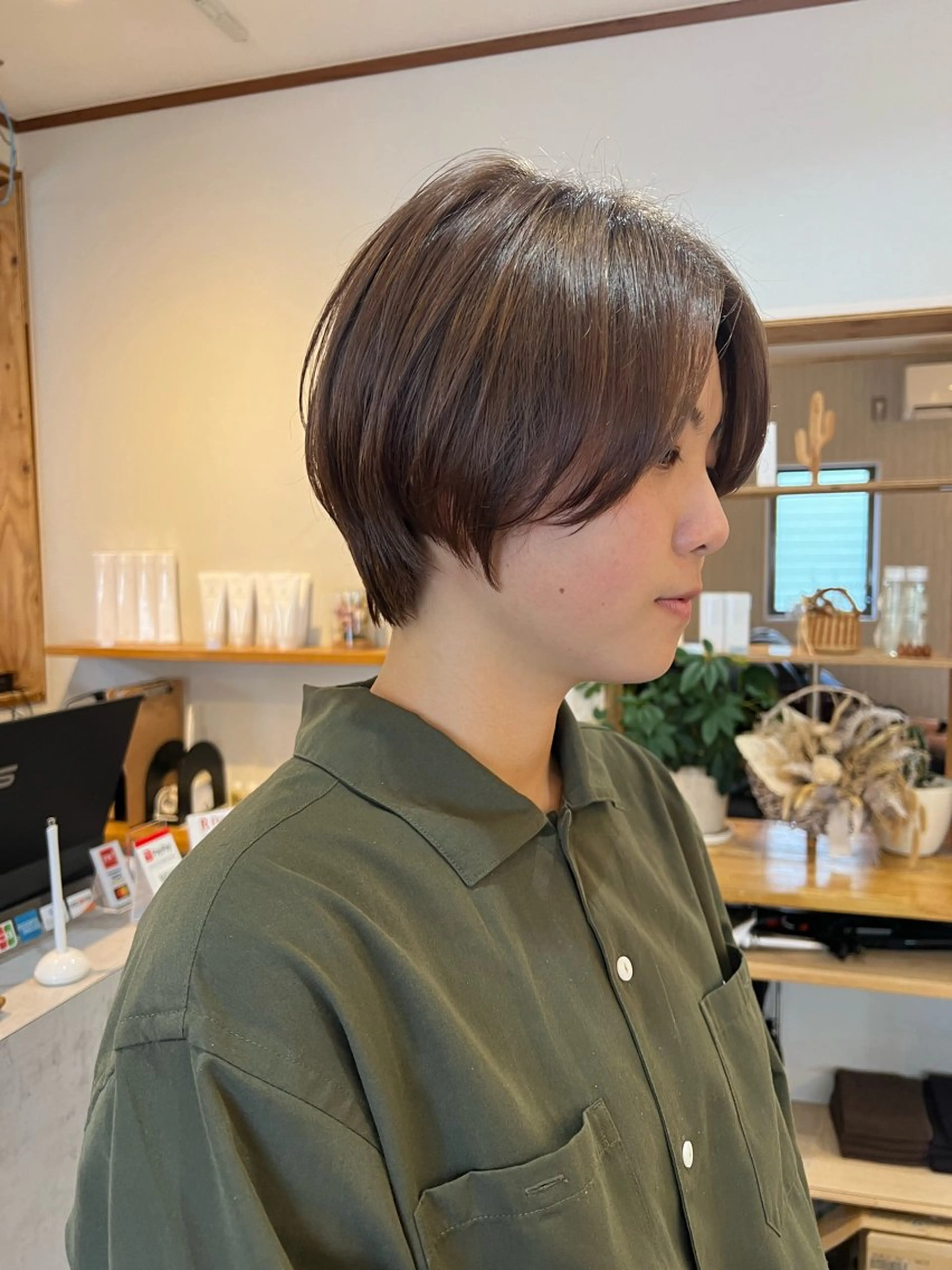 ショート カラー カット ヘアカラー ✂︎cadre✂︎ 🪶かまだれいし🪶のヘアスタイル