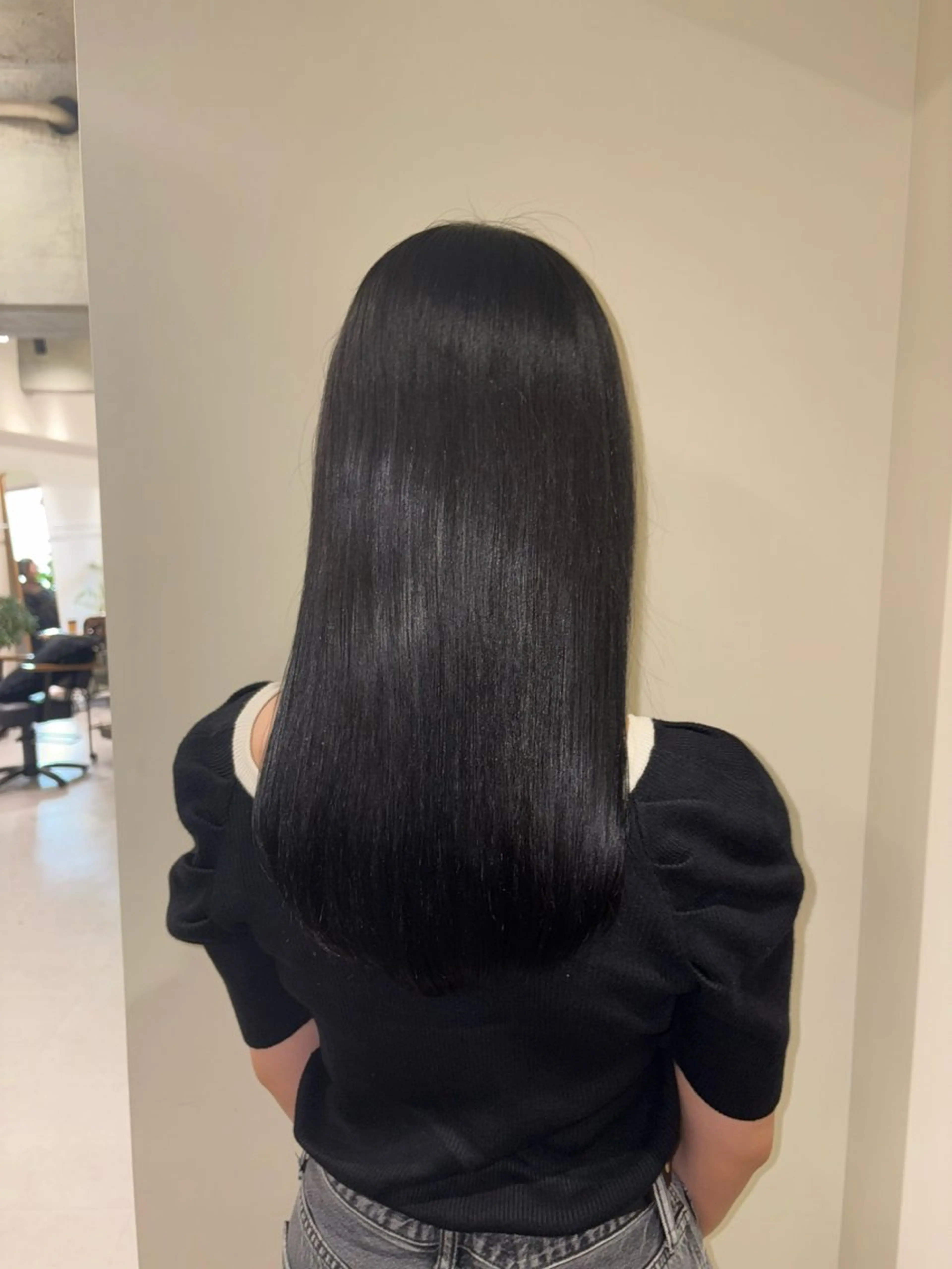 落とせる黒染め!! オフブラックメニュー🖤+カット✂︎の写真