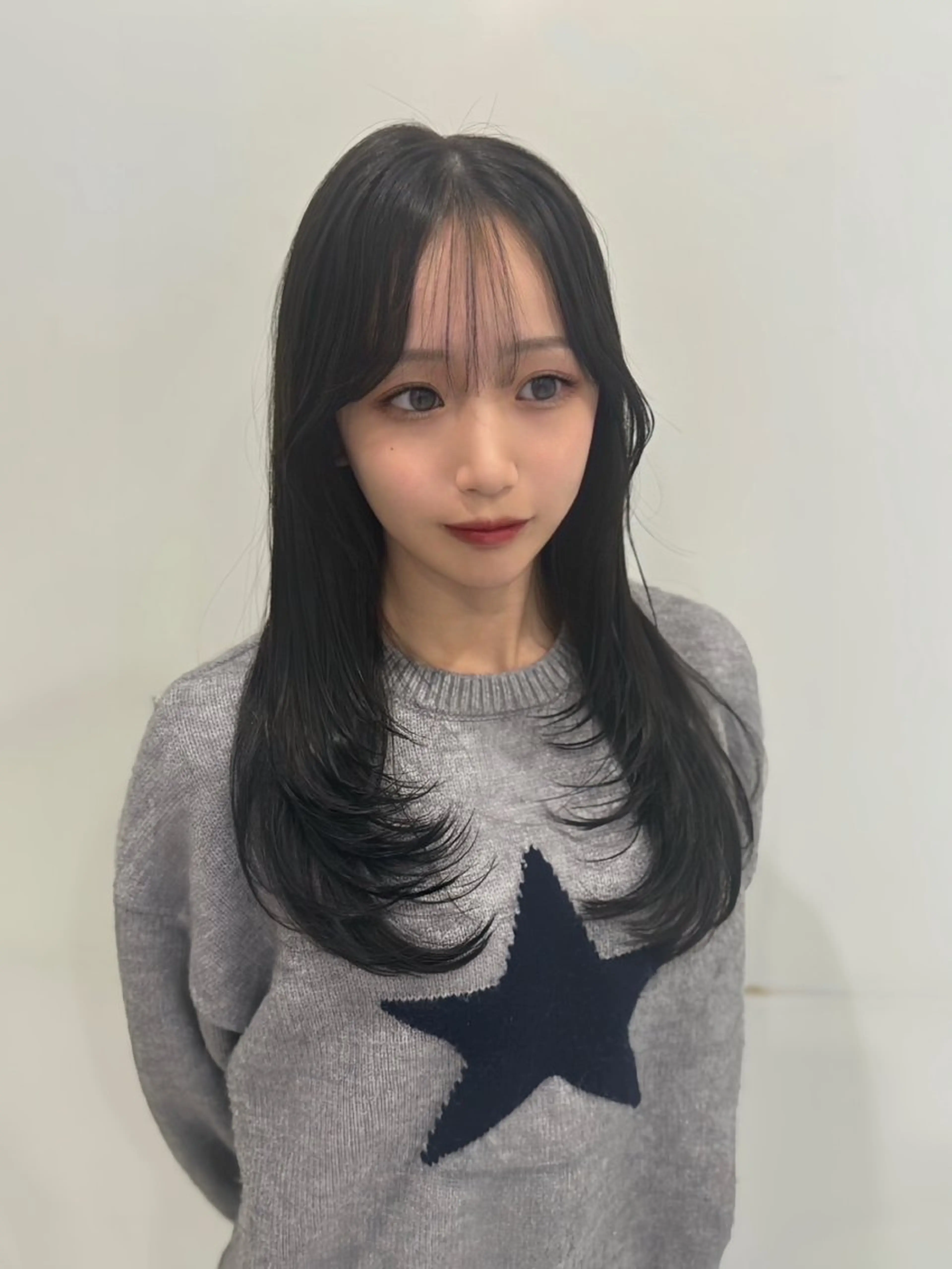 ロング カラー ヘアアレンジ 韓国レイヤーカット /韓国トレンドカラーのヘアスタイル