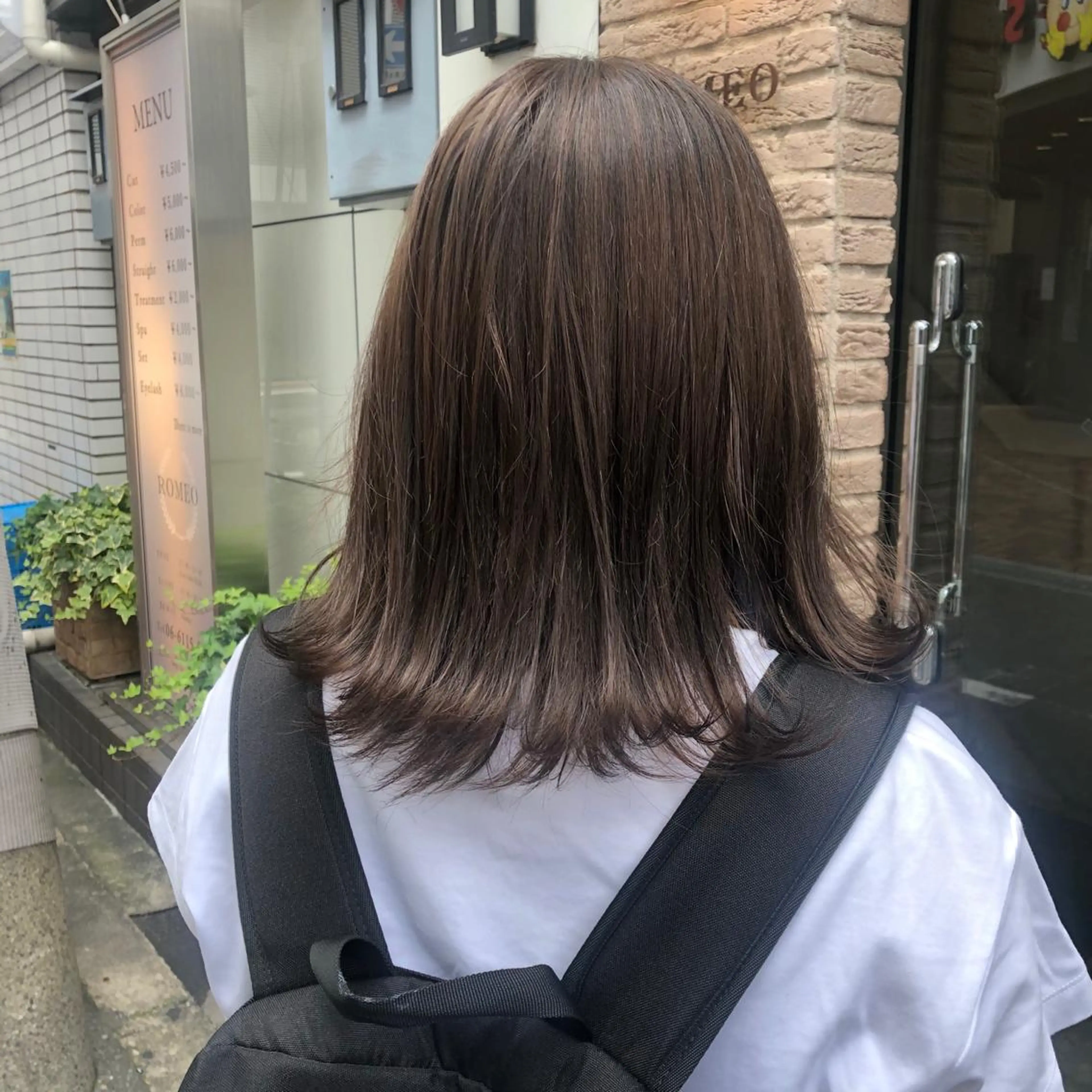ミディアム カラー グレージュ モカグレージュ ,comma momoka🪄のヘアスタイル
