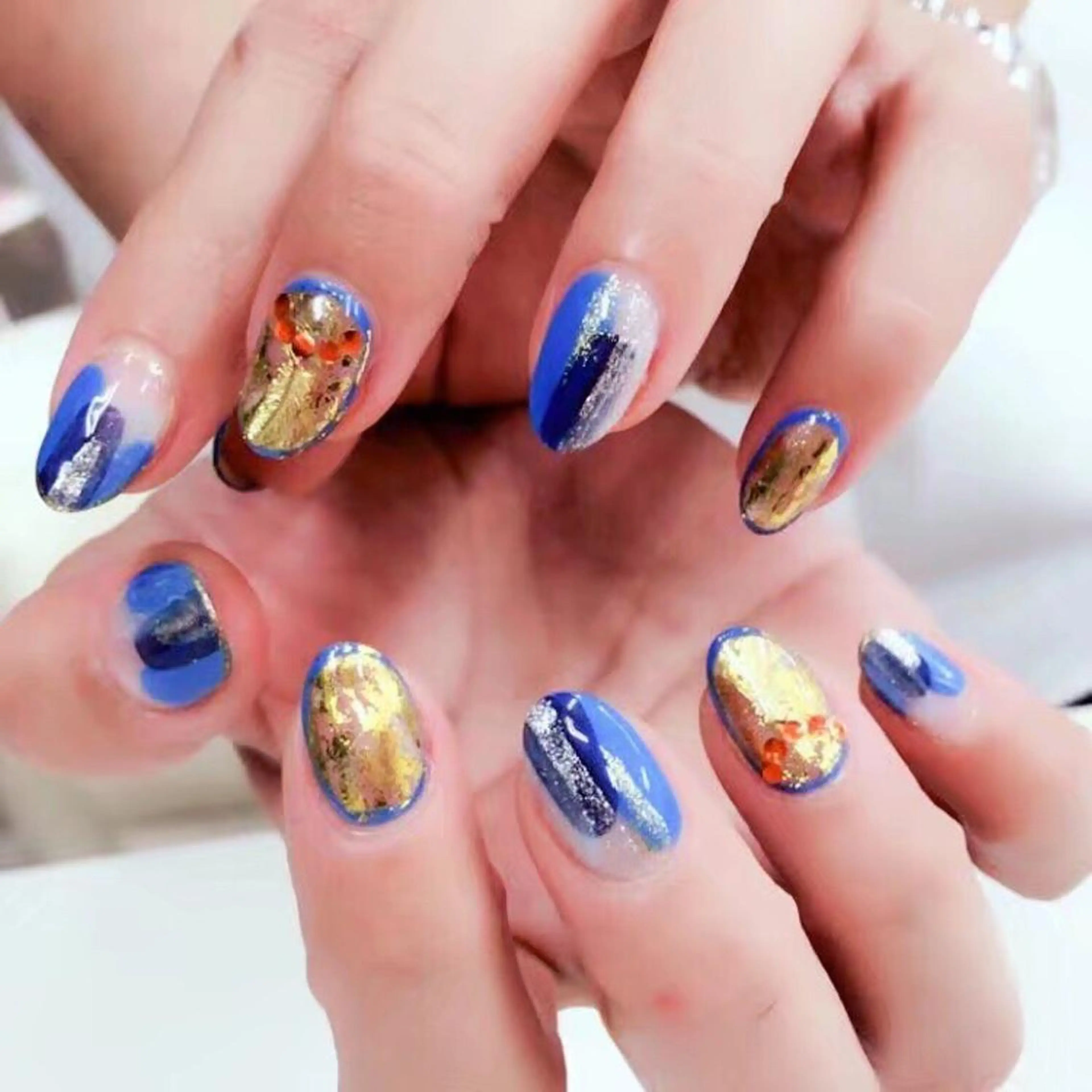 ロング カラー ネイル Q Free nailsのネイルデザイン