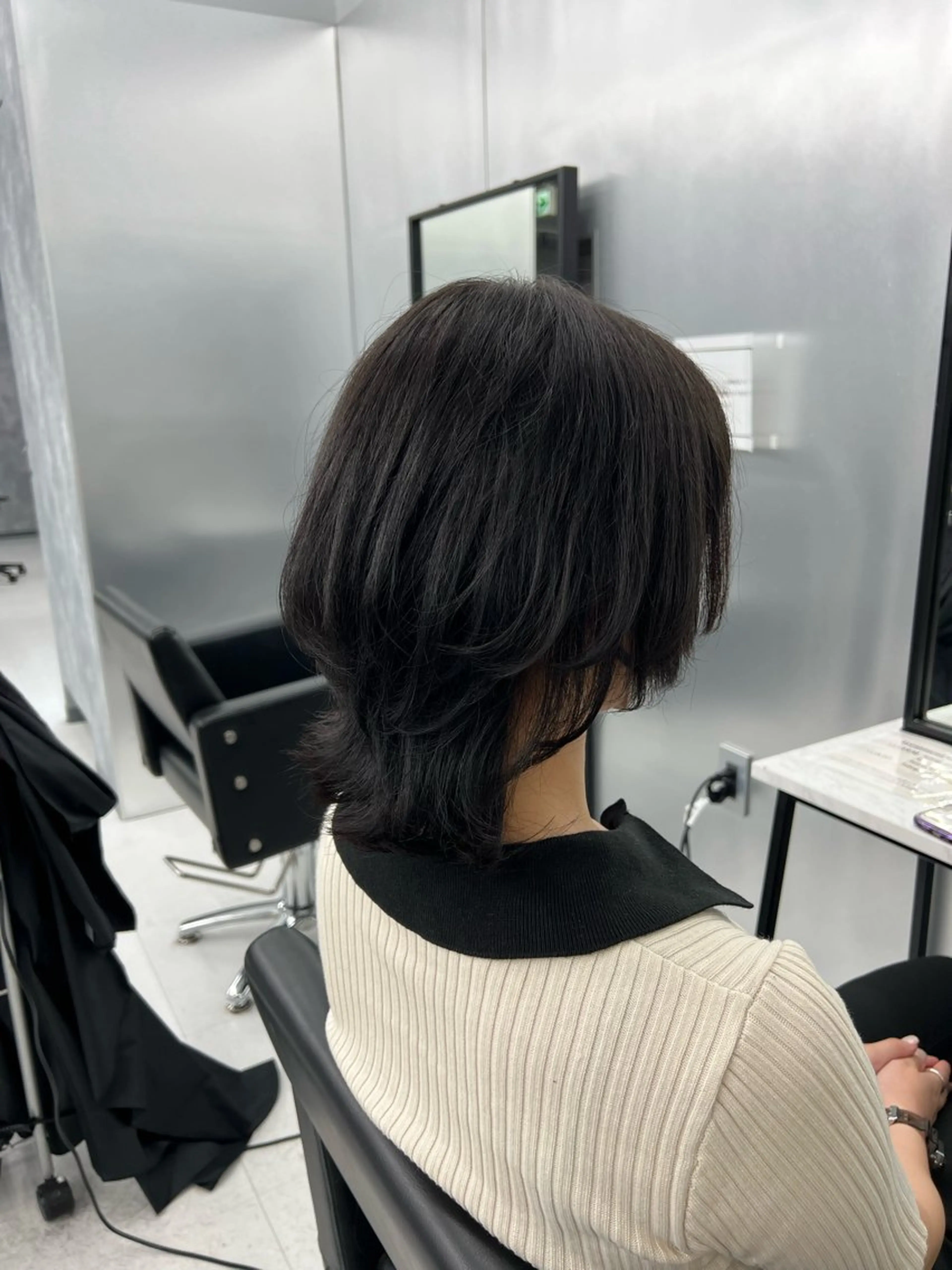 ミディアム カラー カット ヘアカラー トリートメント 👑垢抜け韓国ヘア ハッシュカット唯澄のヘアスタイル
