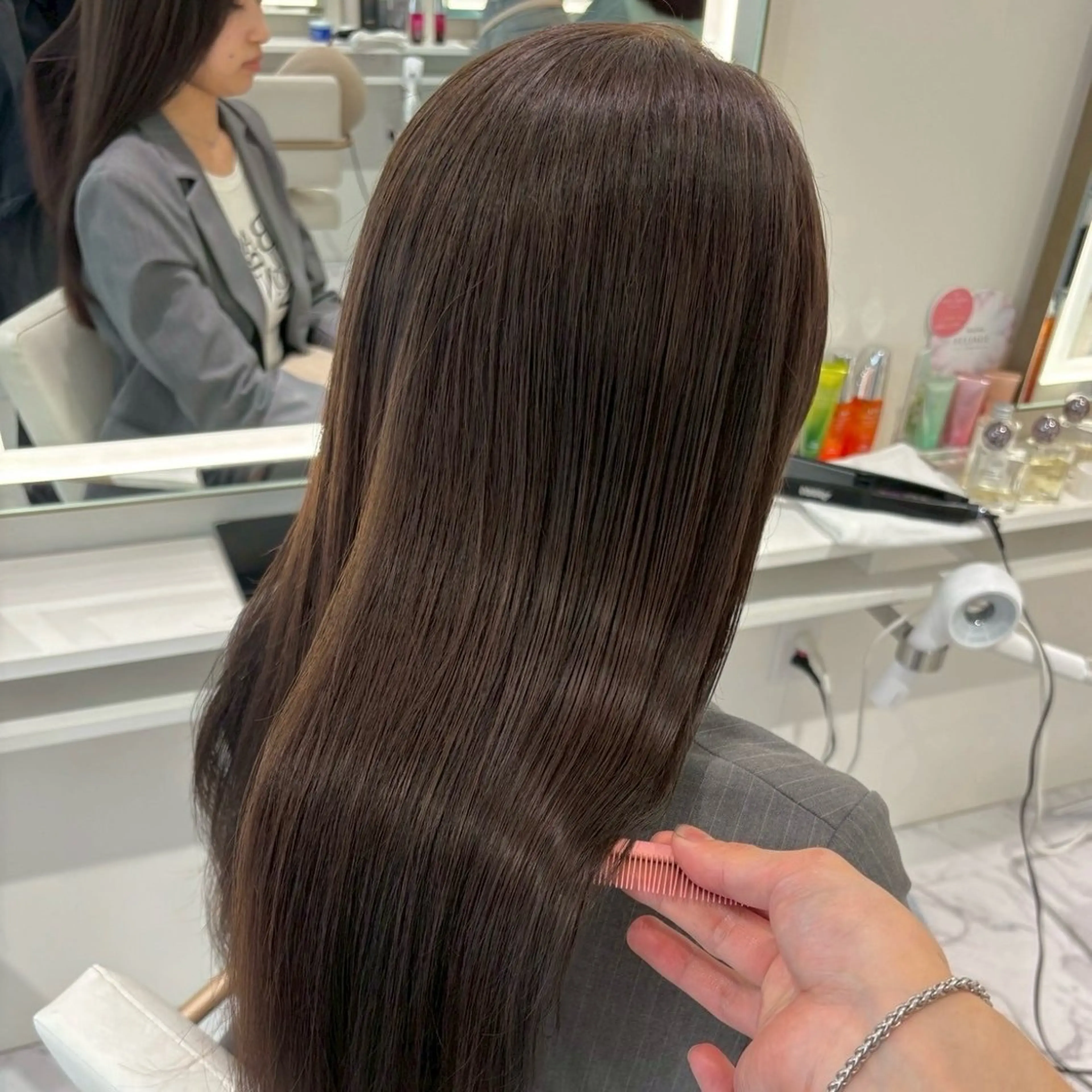 U-24 【似合わせワンカラー🎀】➕【高保湿トリートメント✨️】の写真