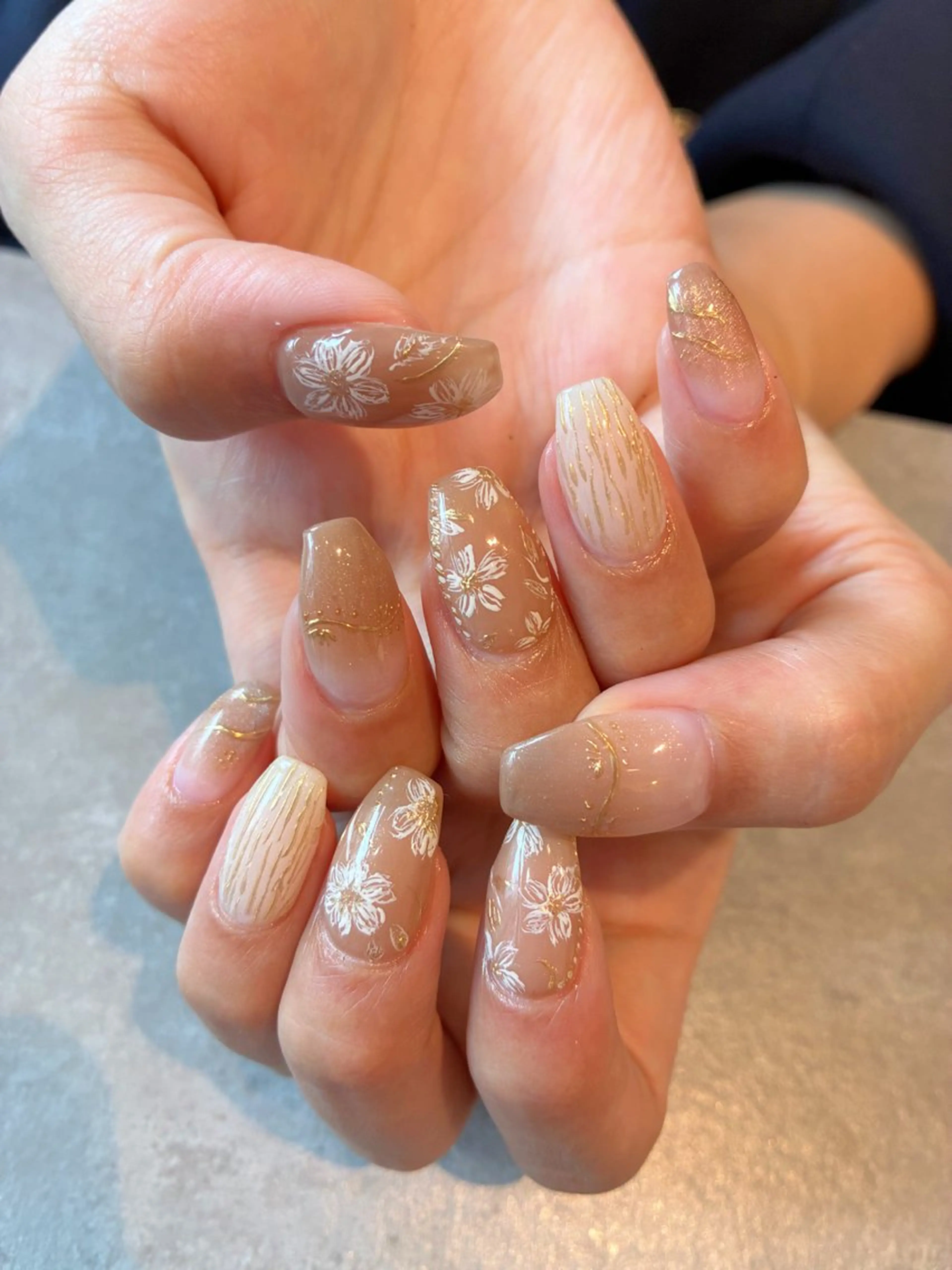 ネイル 持ち込み Nest 岩崎のネイルデザイン