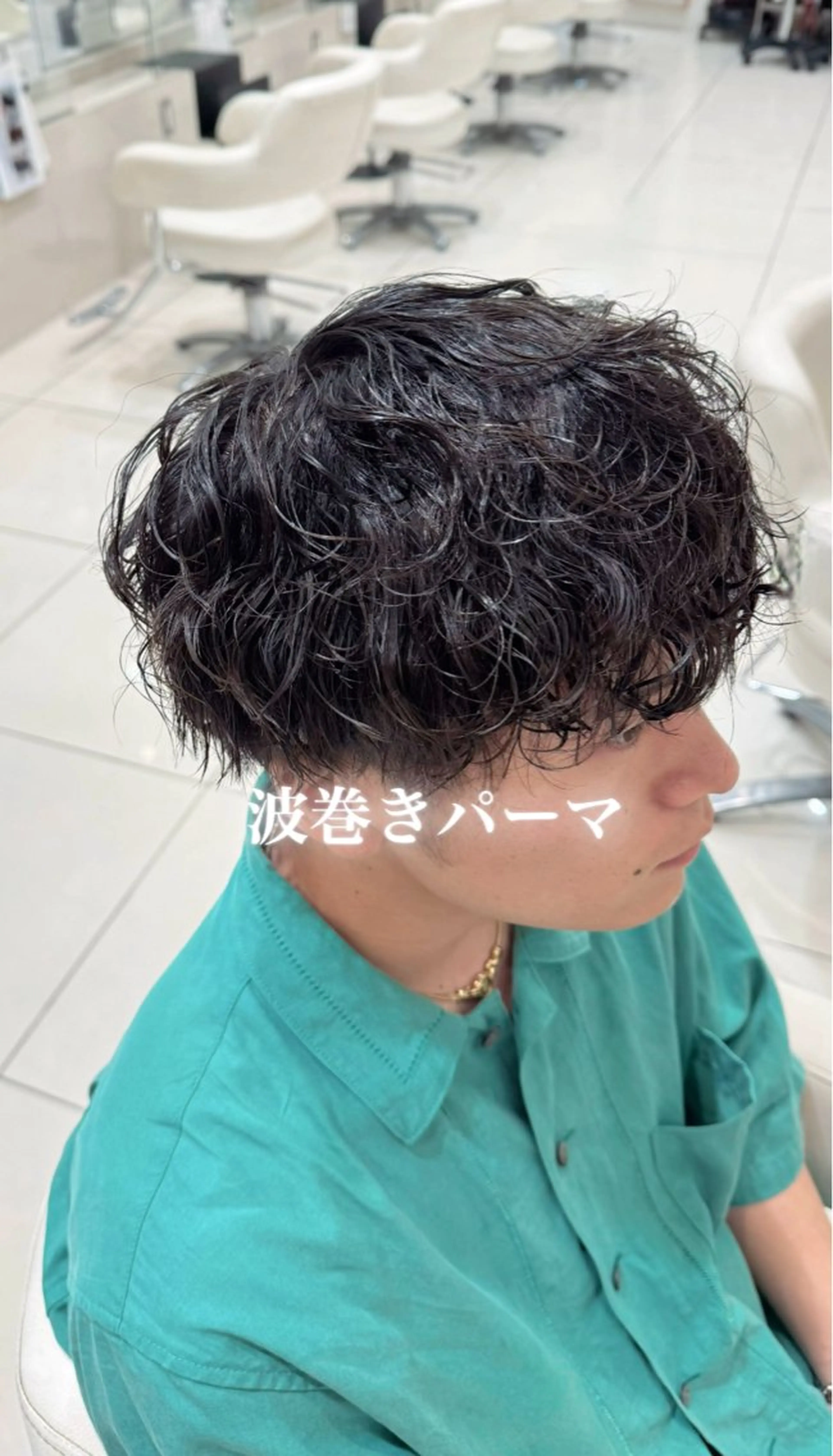 ミディアム カット パーマ ☃️顔周りレイヤー 韓国風SHUTOのヘアスタイル