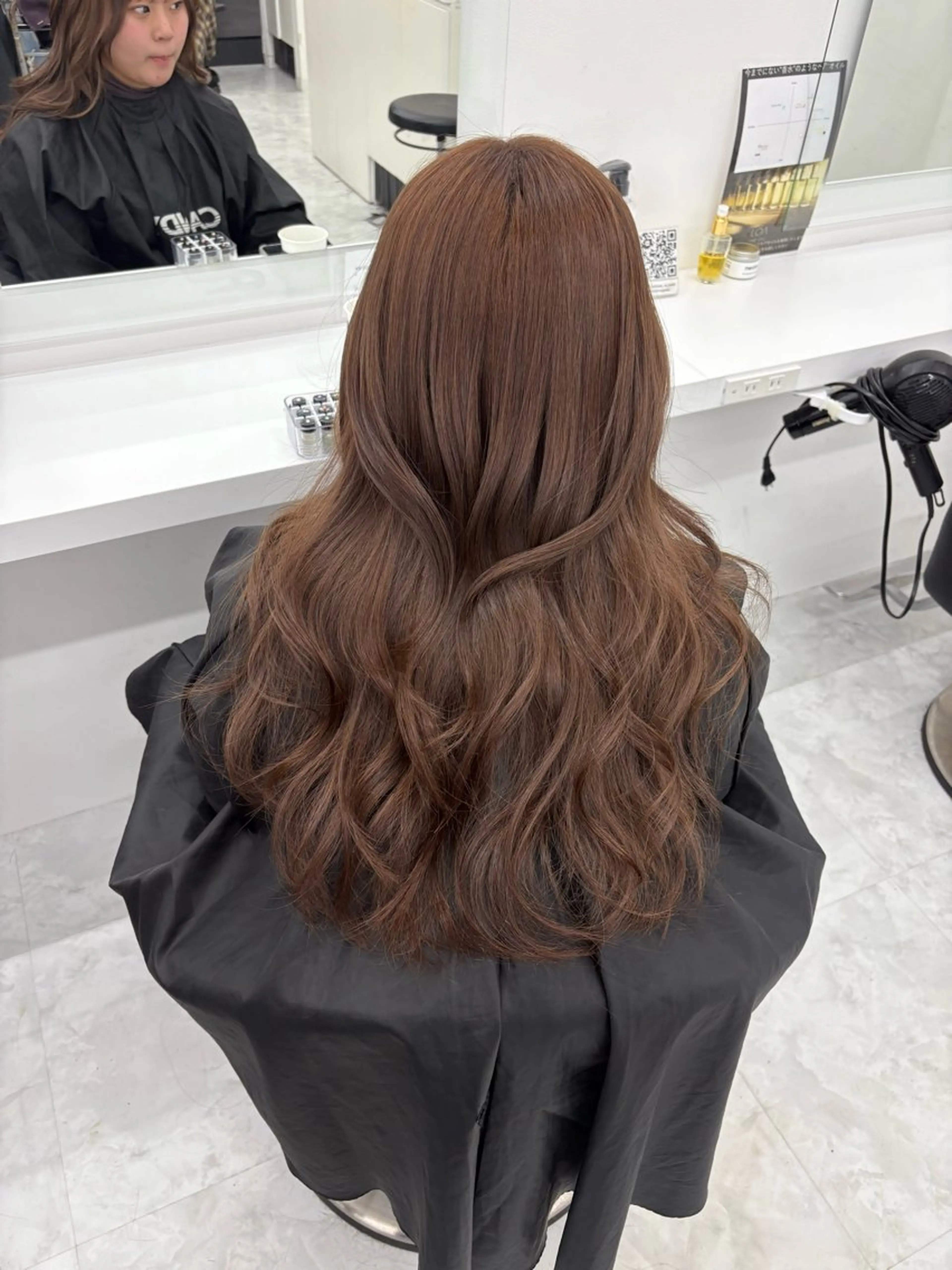 カラー ヘアカラー 透明感ベージュ🤎 ナチュラルレイヤーのヘアスタイル