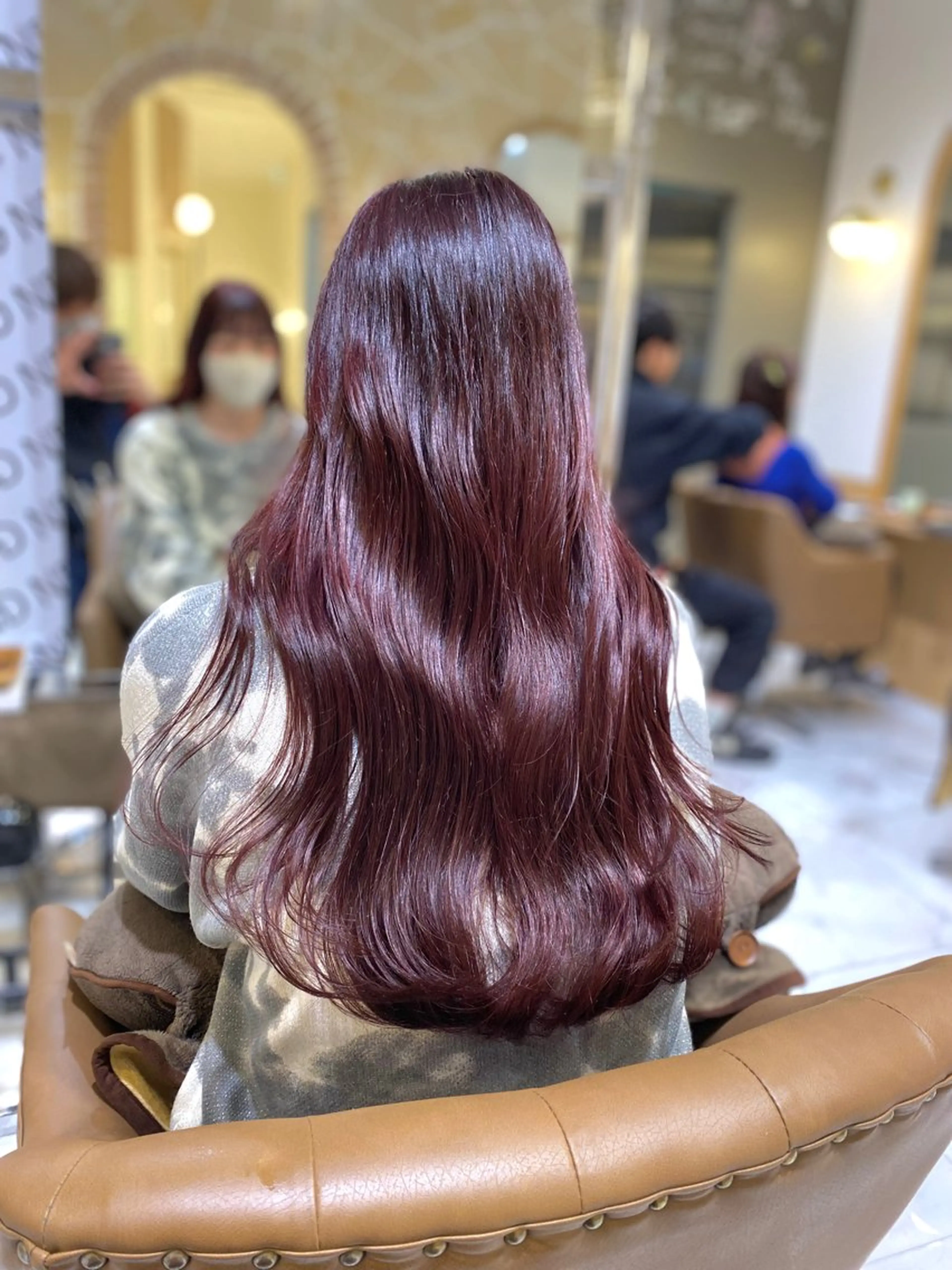 ロング カラー ブリーチ ブリーチなしカラー レッドカラー カット ヘアカラー 坂井 茅聖のヘアスタイル
