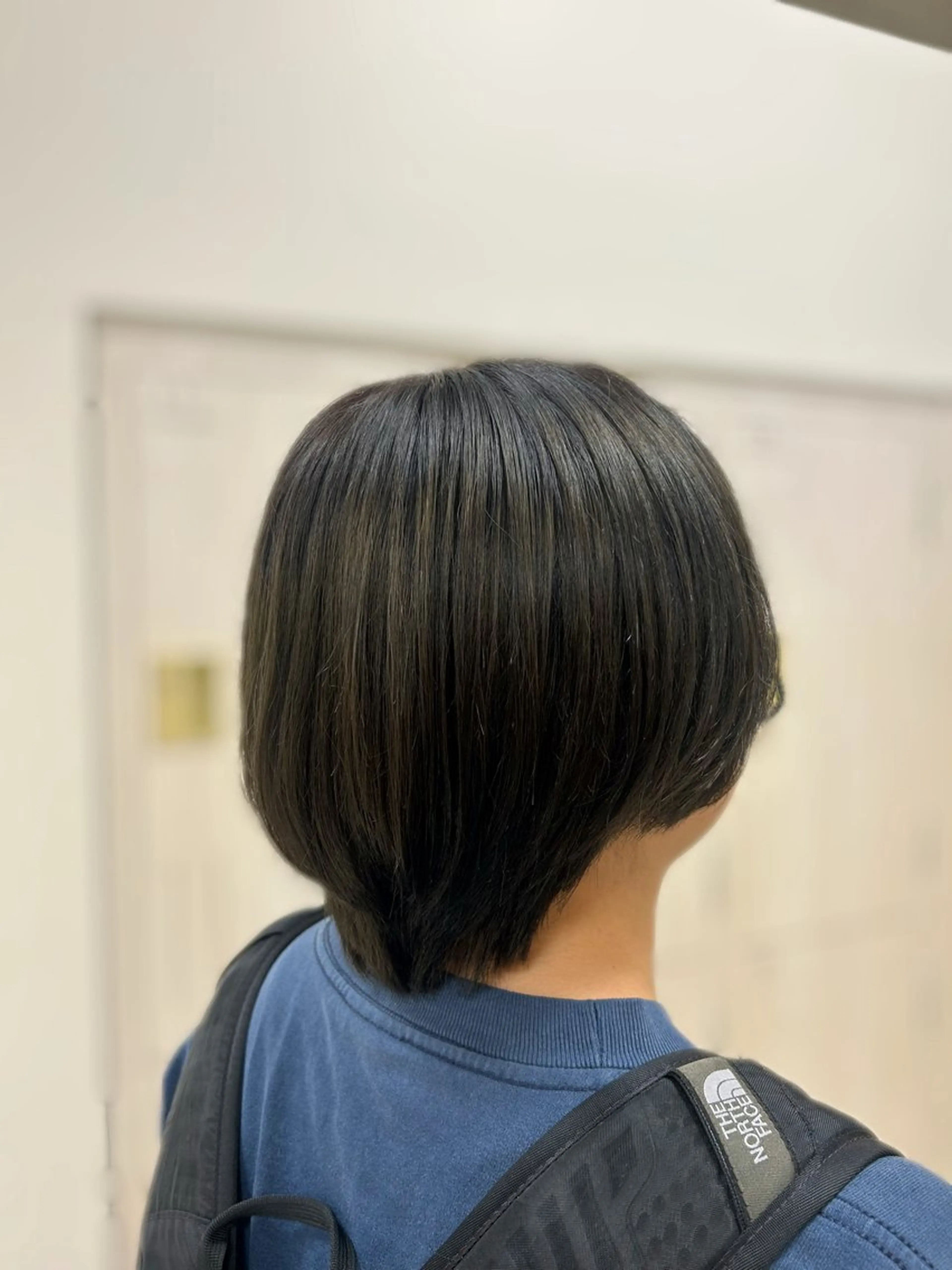 ショート トリートメント ヘアカラー トリートメント ツヤ感／似合わせ カラー🌿yuiのヘアスタイル