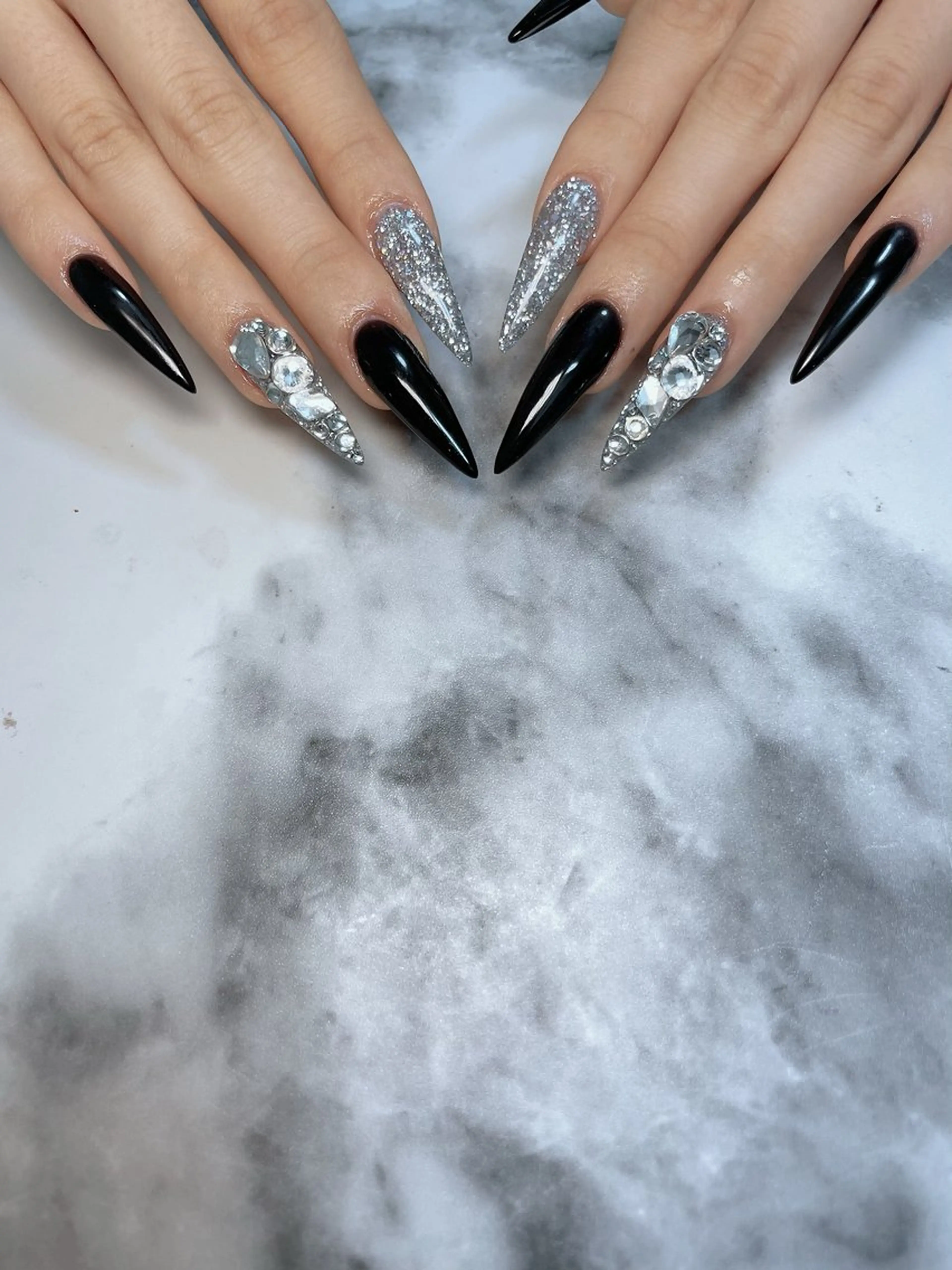 ネイル ロングネイル ハンドネイル salon de belnetta所属・kayo 💅のネイルデザイン