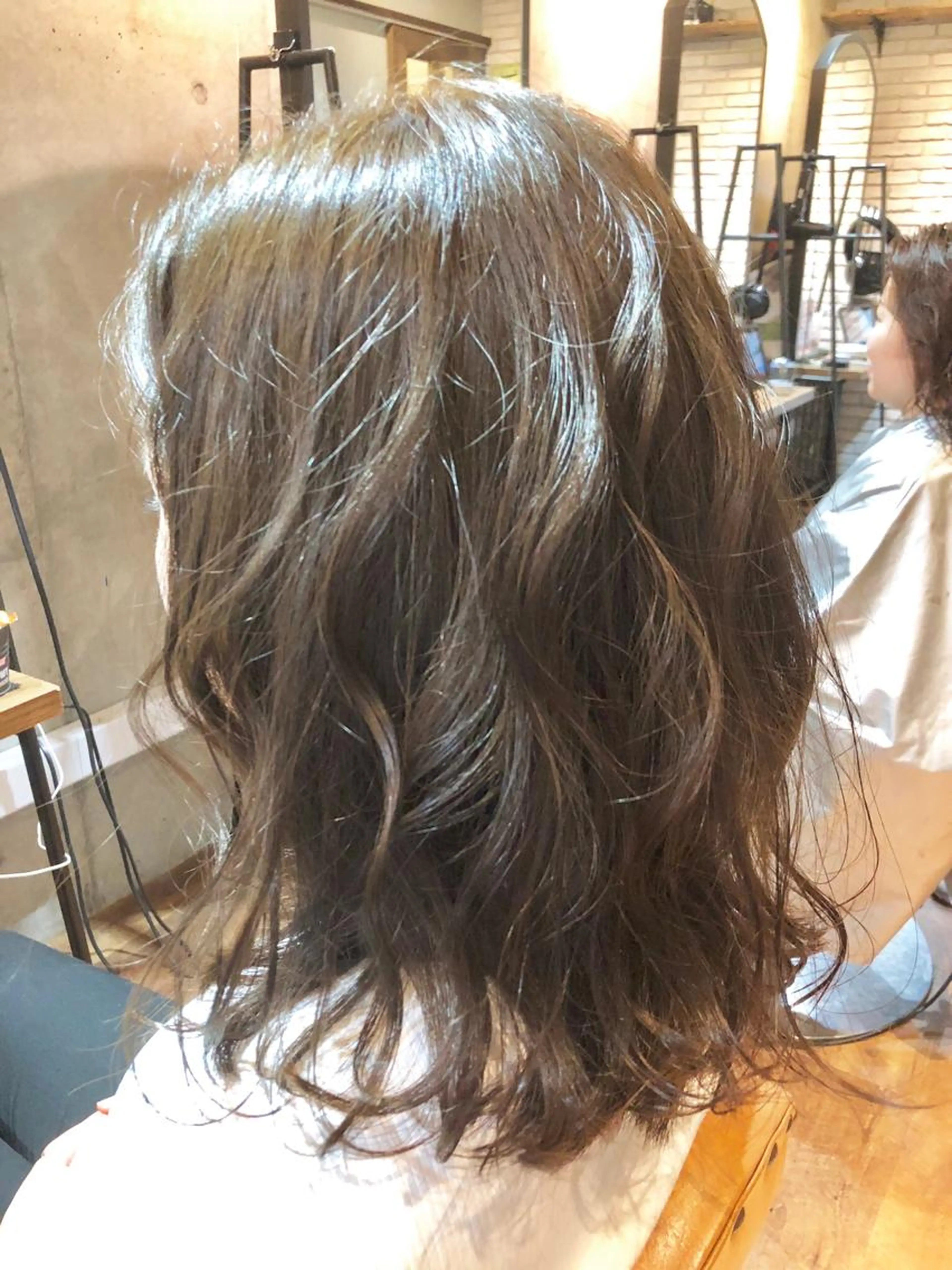 カット +ツヤカラーの写真