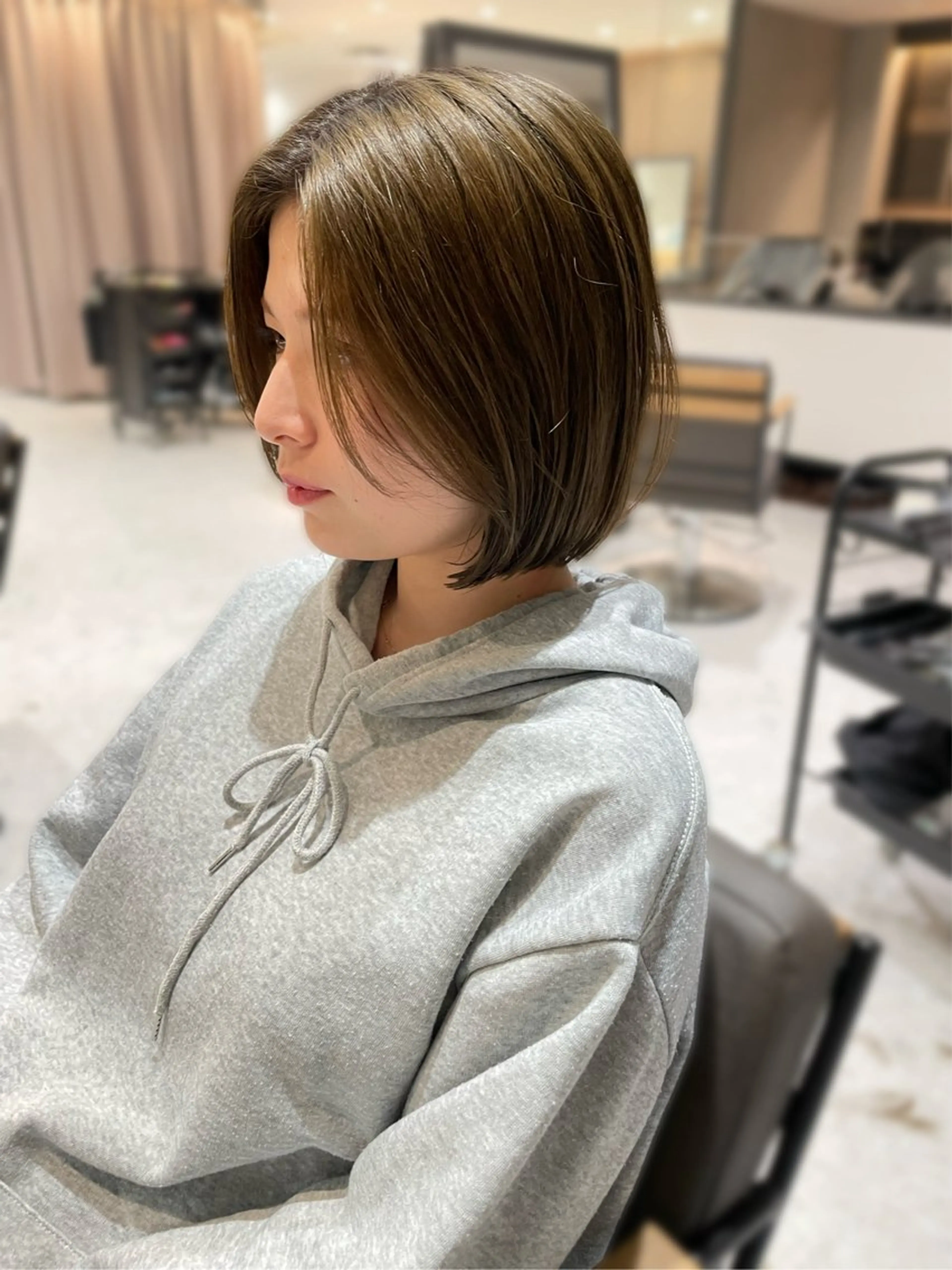 ショート カラー カット ヘアカラー トリートメント ハイトーンヘア れおん🌙のヘアスタイル