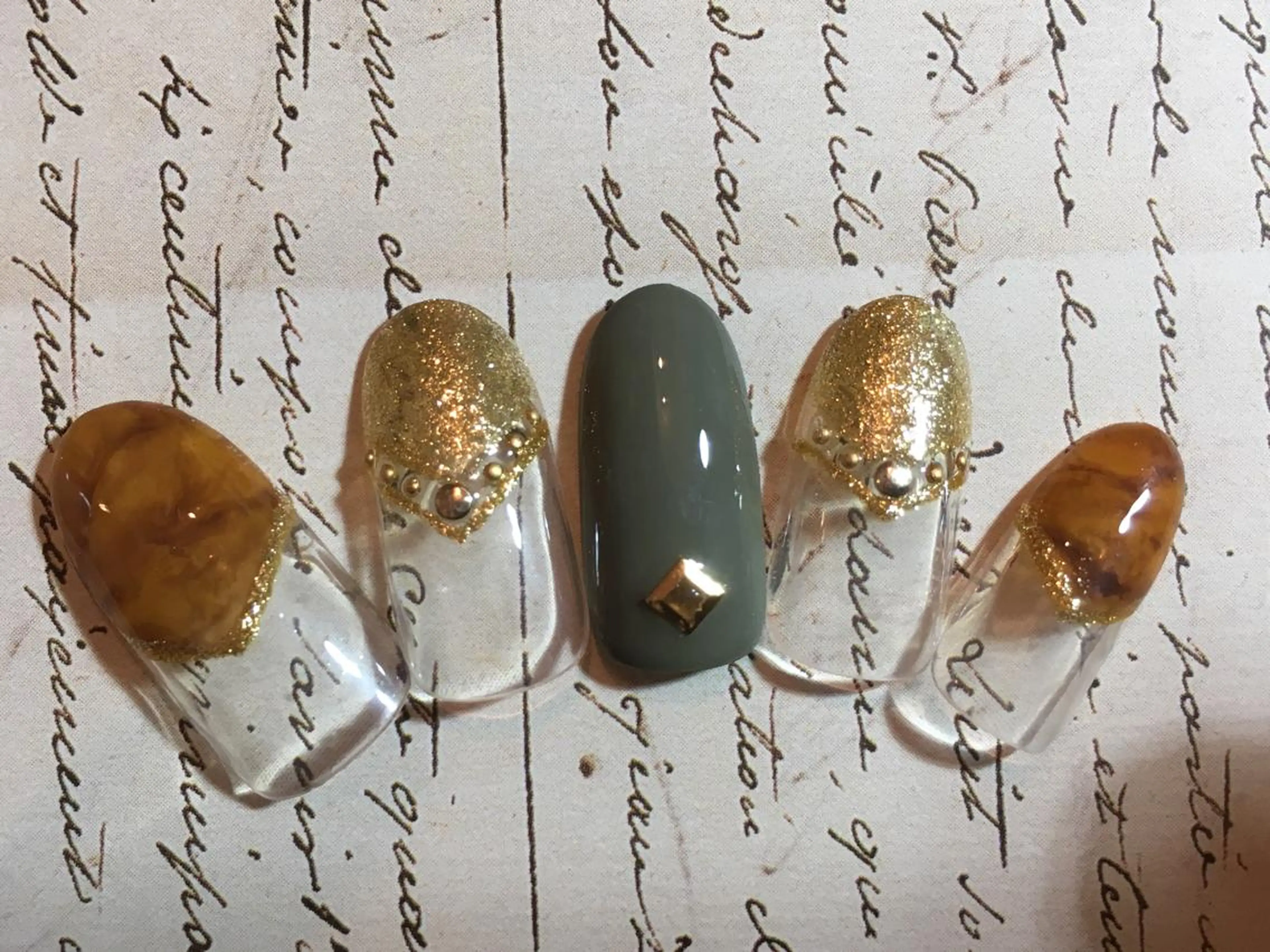 ネイル 古川 里美のネイルデザイン