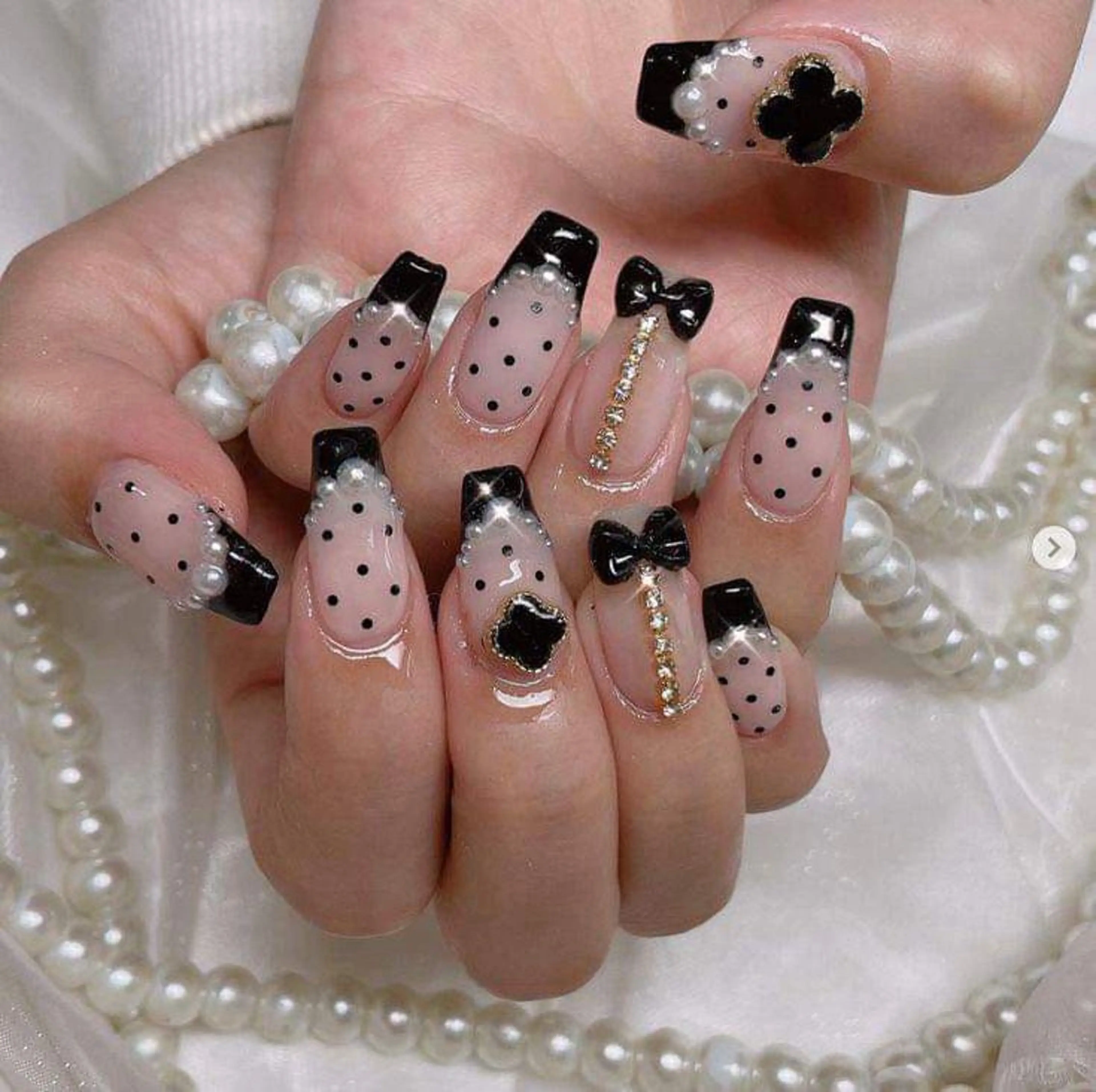 ネイル アートネイル 長さ出し ジェルネイル キラキラネイル マグネットネイル Lee Nails チップ長さだし専門店のネイルデザイン