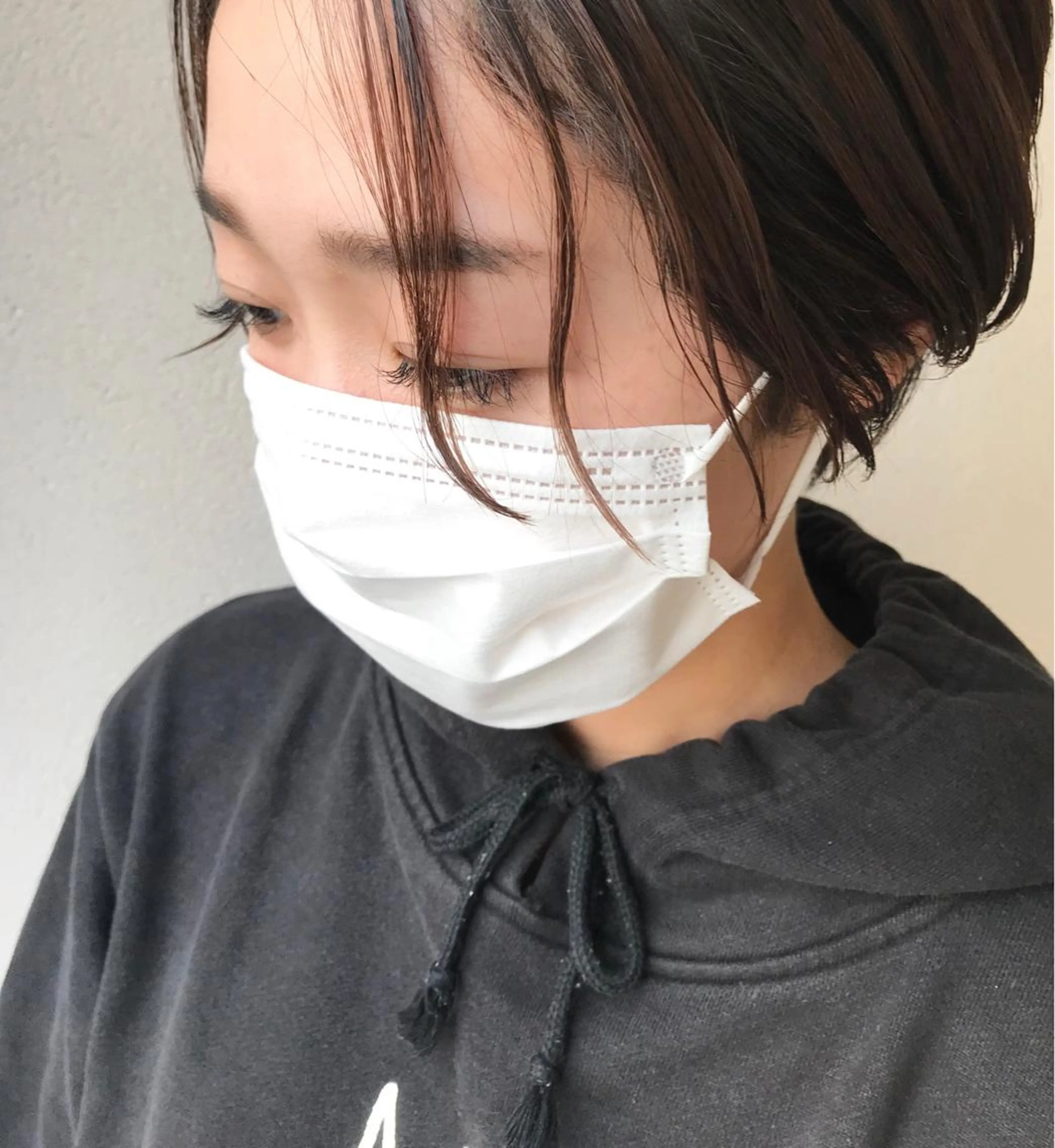 ショート 沢田 瞳のヘアスタイル