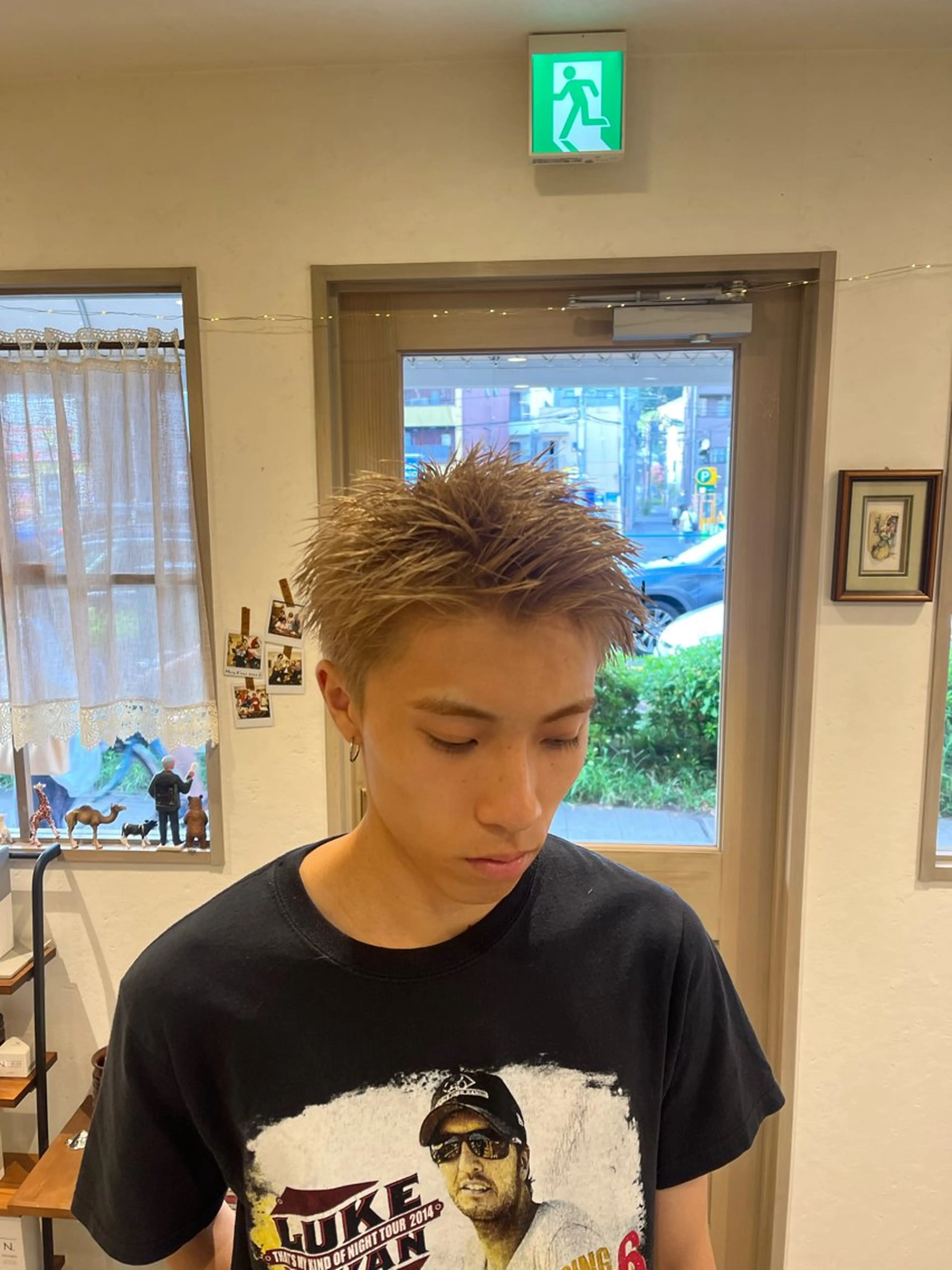 ショート メンズ メンズハイトーン スパイキーショート ショートヘア Lamp所属・🌀メンズパーマ🌀 🐏丸山祐宇🐏のヘアスタイル