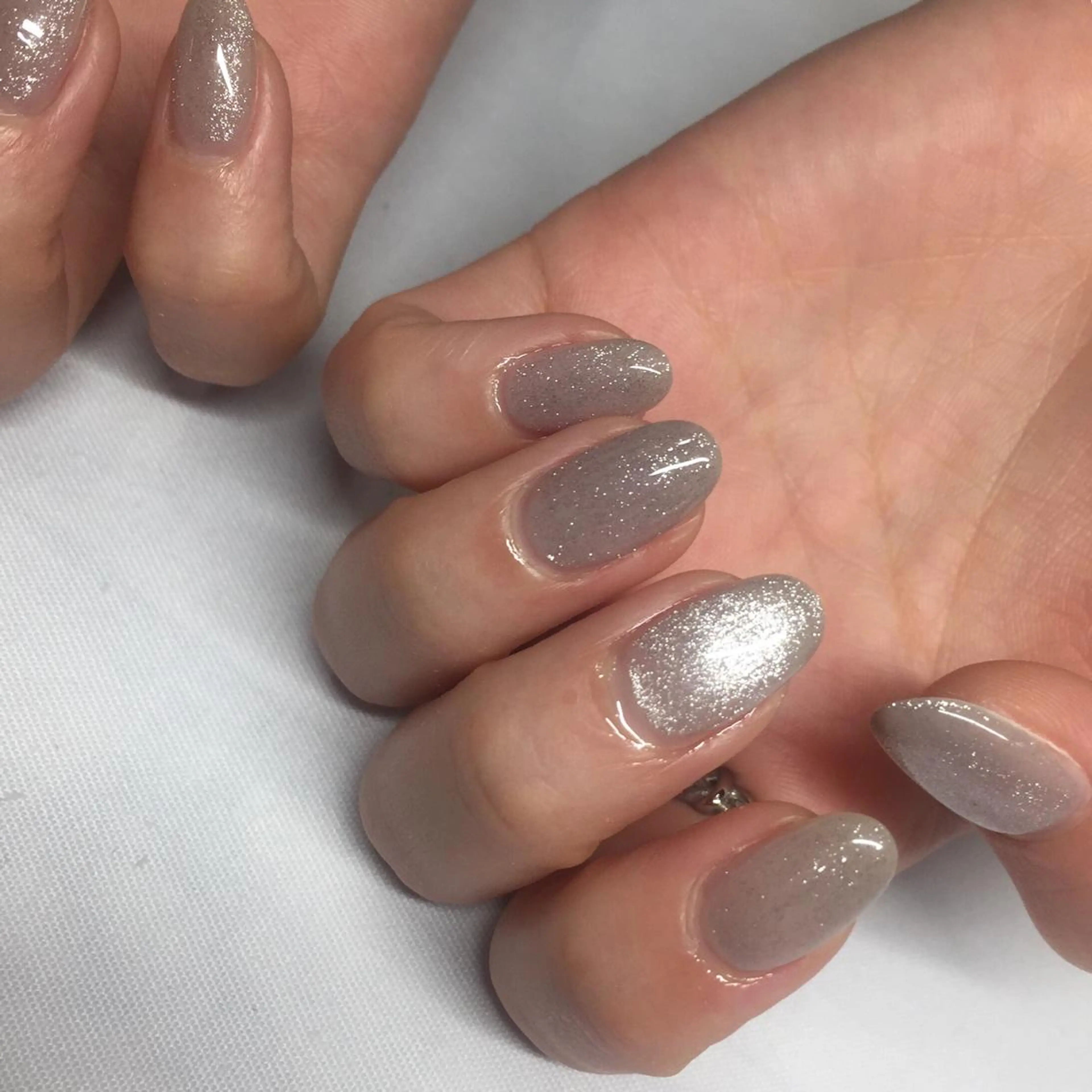 ネイル ジェルネイル マグネットネイル ガールネイルサロン所属・ガール ネイルサロンのネイルデザイン