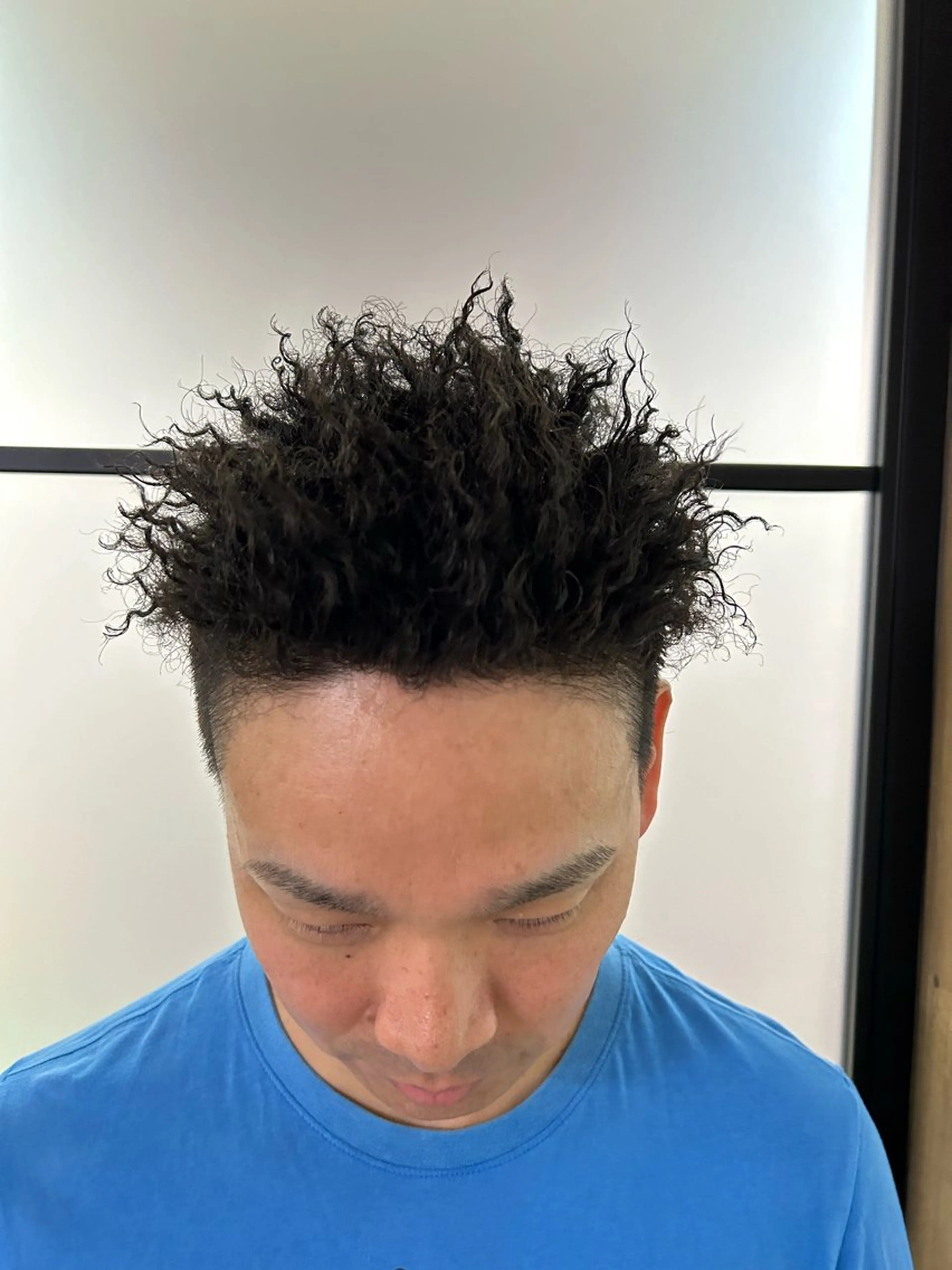 針金パーマ特殊パーマ（カット込み）の写真