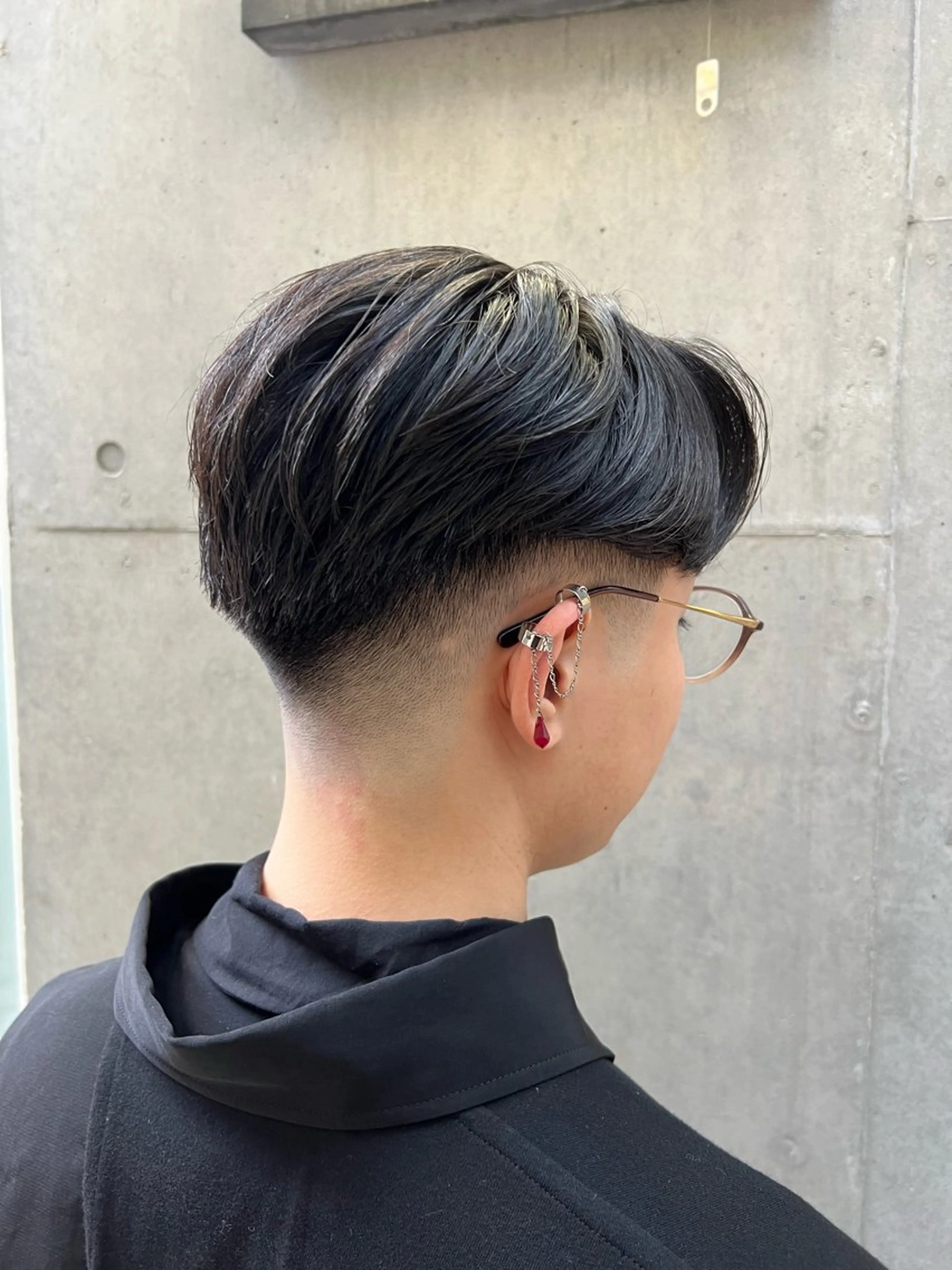 ショート パーマ メンズ 豊崎 佑輔のヘアスタイル