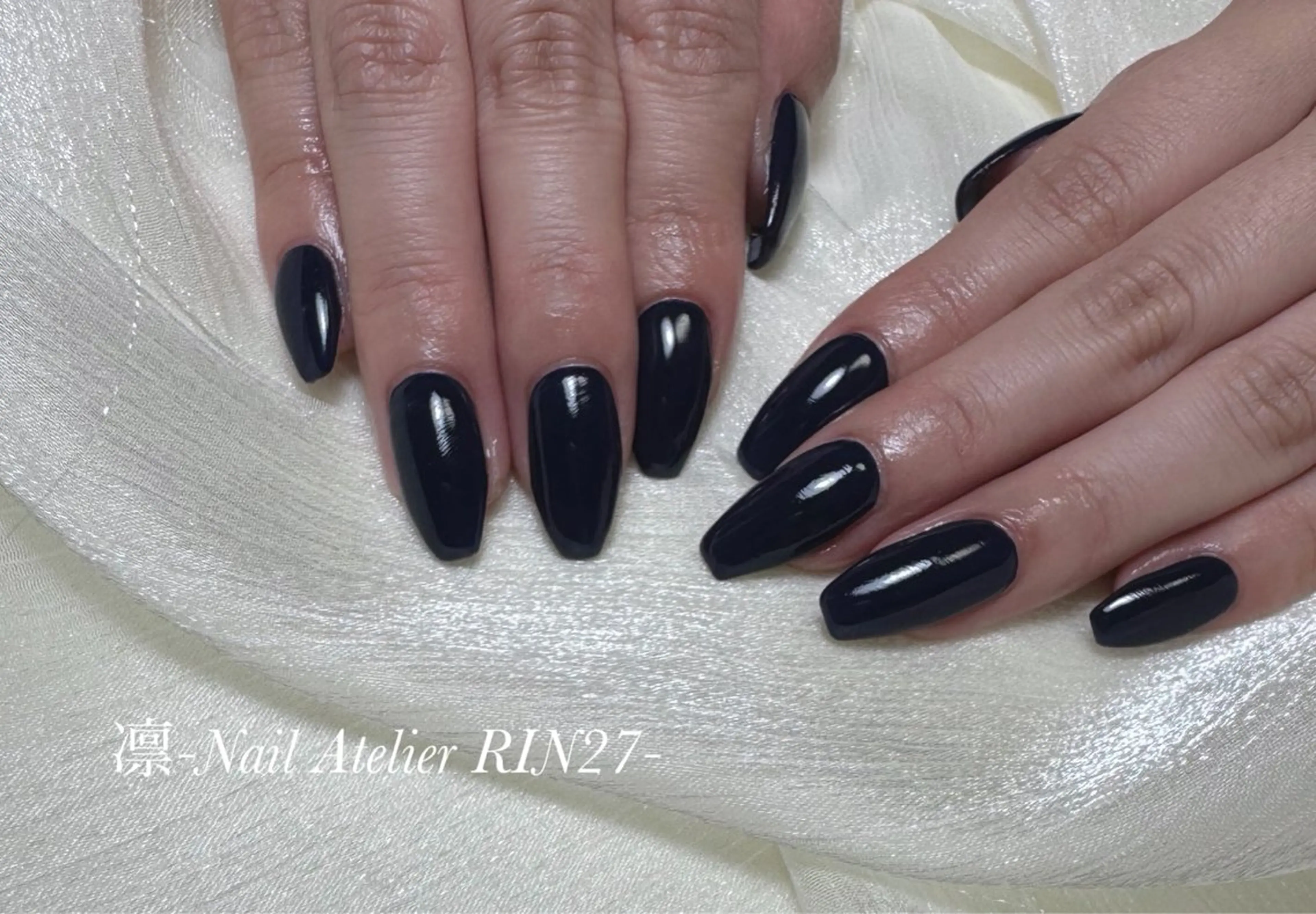 ネイル ワンカラーネイル ハンドネイル ハンドケア 立川 紋歌のネイルデザイン