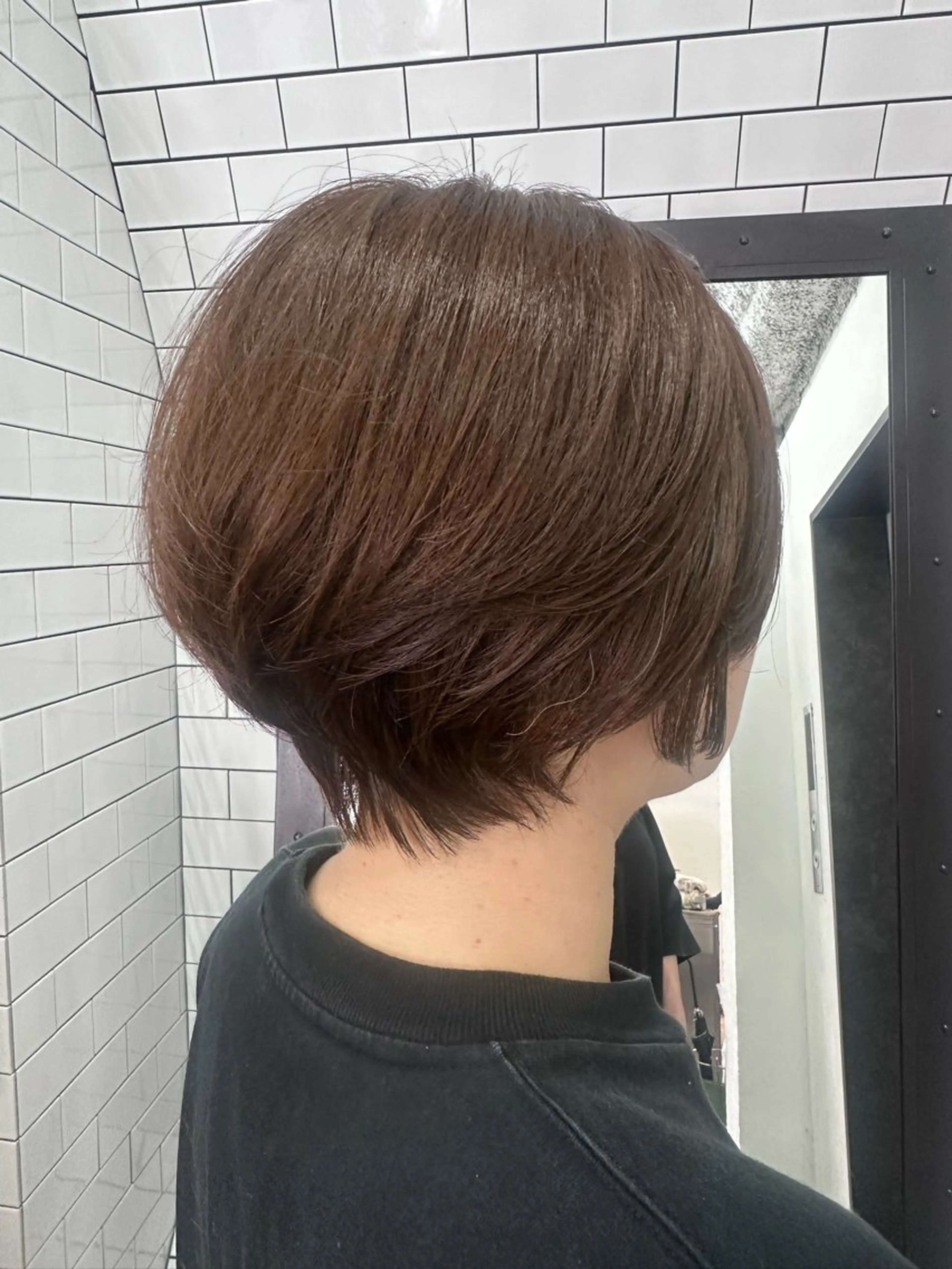 ショート カット ヘアカラー トリートメント 妙見 知洋のヘアスタイル