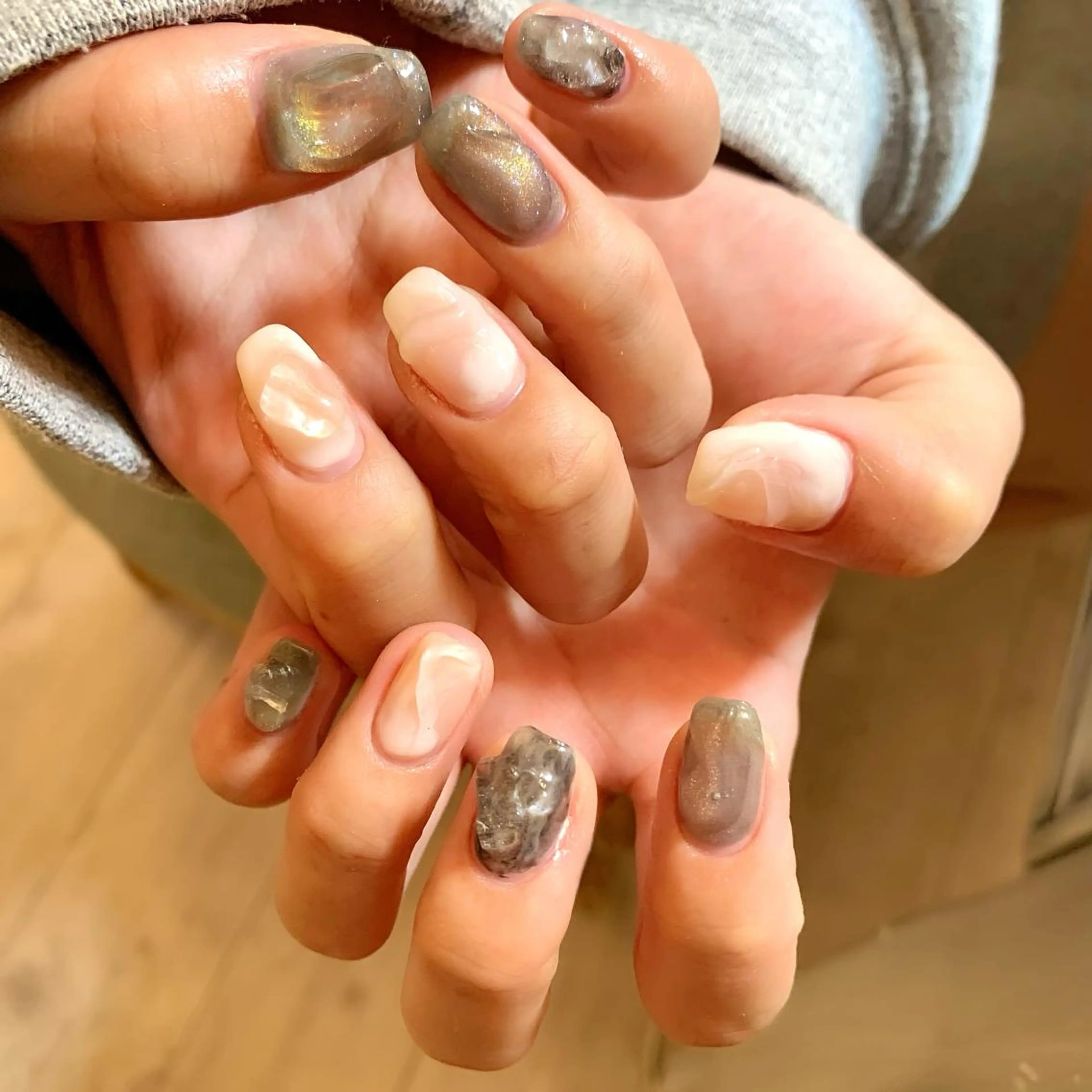 ネイル GO TODAY シェアサロン 表参道Colore店所属・K. Ayanaのネイルデザイン