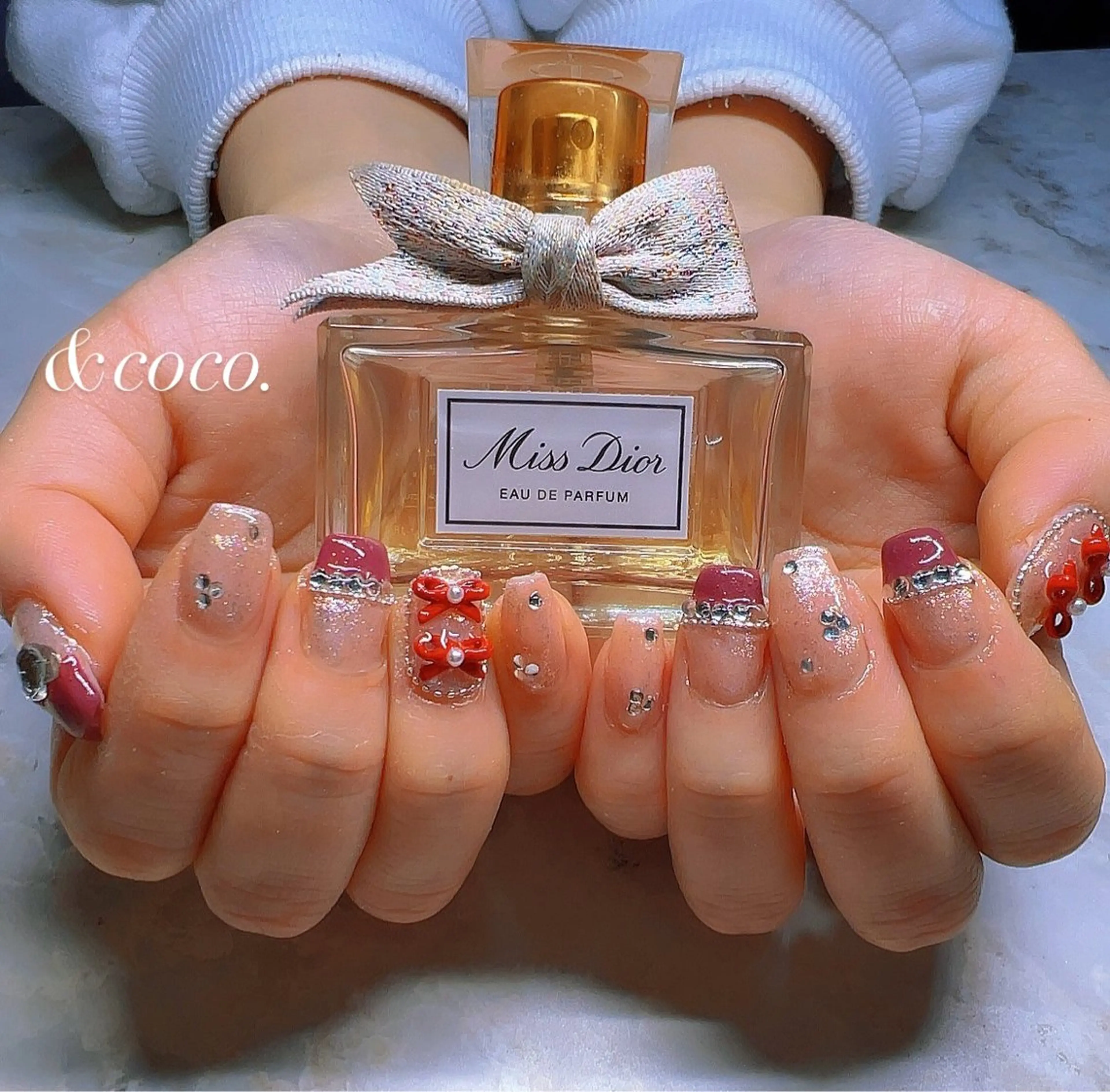 ネイル リボン ハンドネイル ＆coco.所属・＆ coco.のネイルデザイン