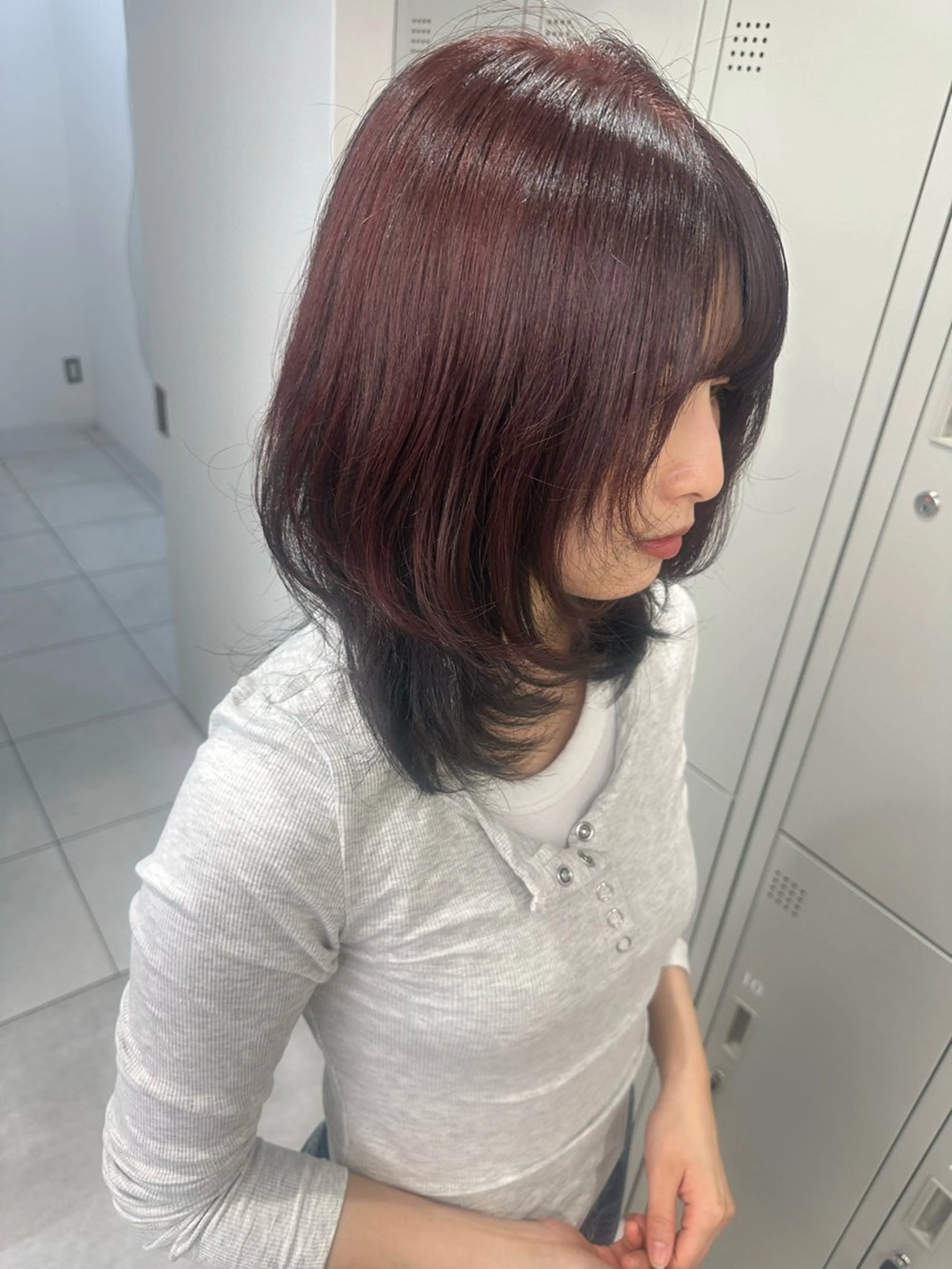 ミディアム 顔まわりレイヤー 顔周りカット レイヤーカット MOE ~ EIGHT ~のヘアスタイル