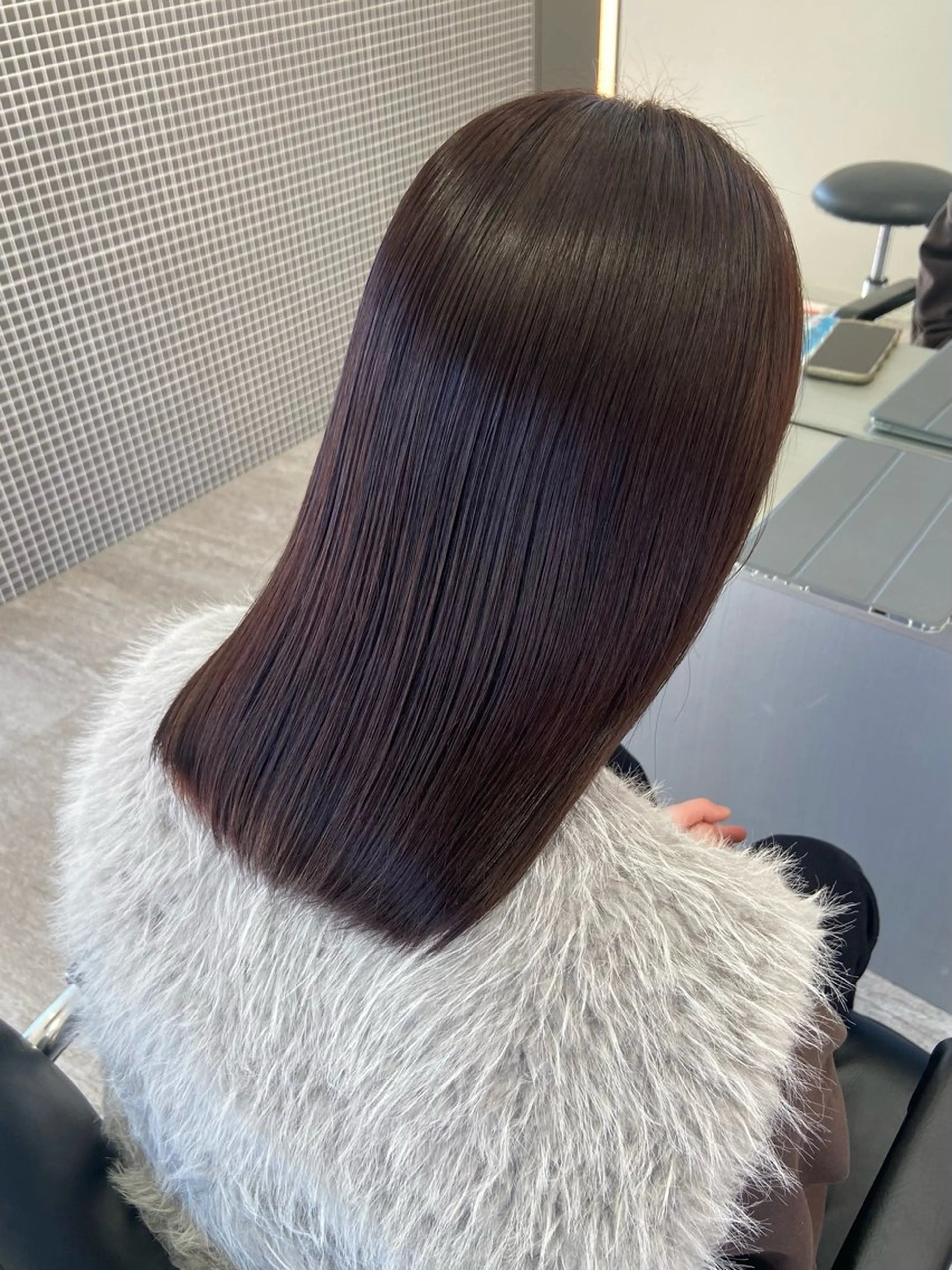 セミロング カラー 髪質改善 トリートメント ヘアカラー トリートメント 福田 文太のヘアスタイル