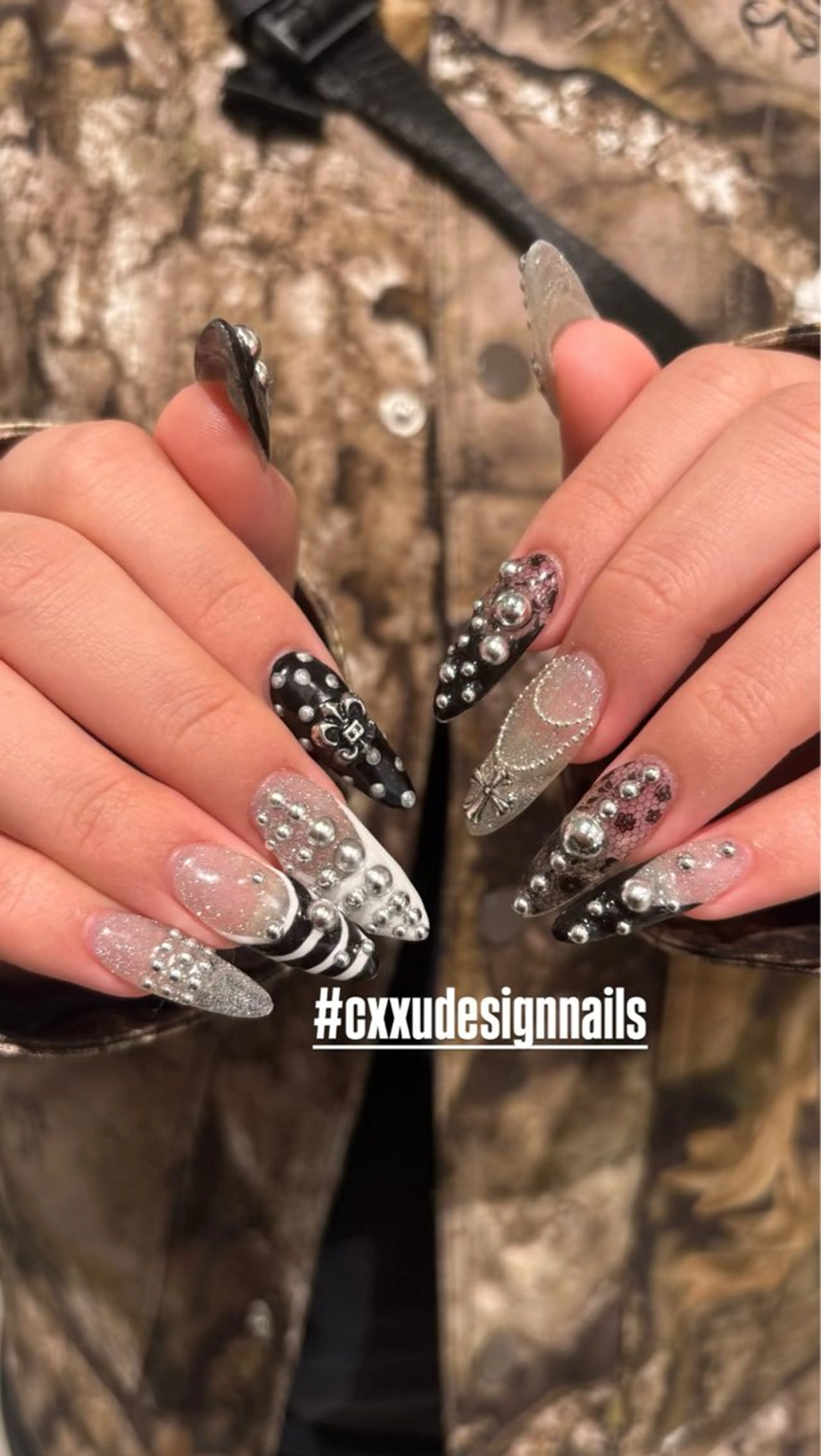 ネイル ハンドネイル 🐬Cxxu° Nail✝️のネイルデザイン