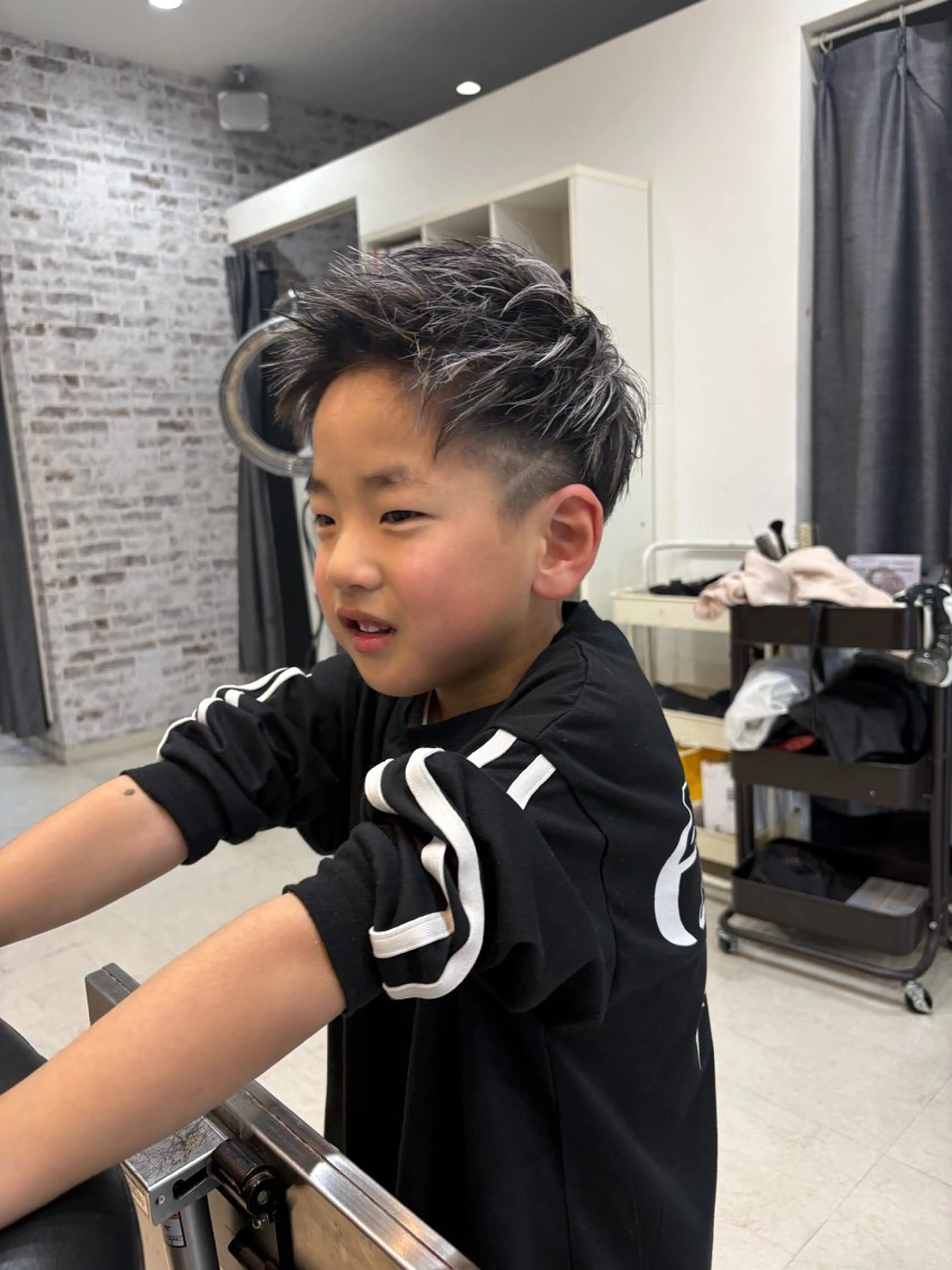 ショート パーマ メンズ メンズメッシュ ショートヘア シャルム所属・美容室シャルム⭐️ 清水　勇希🩷のヘアスタイル