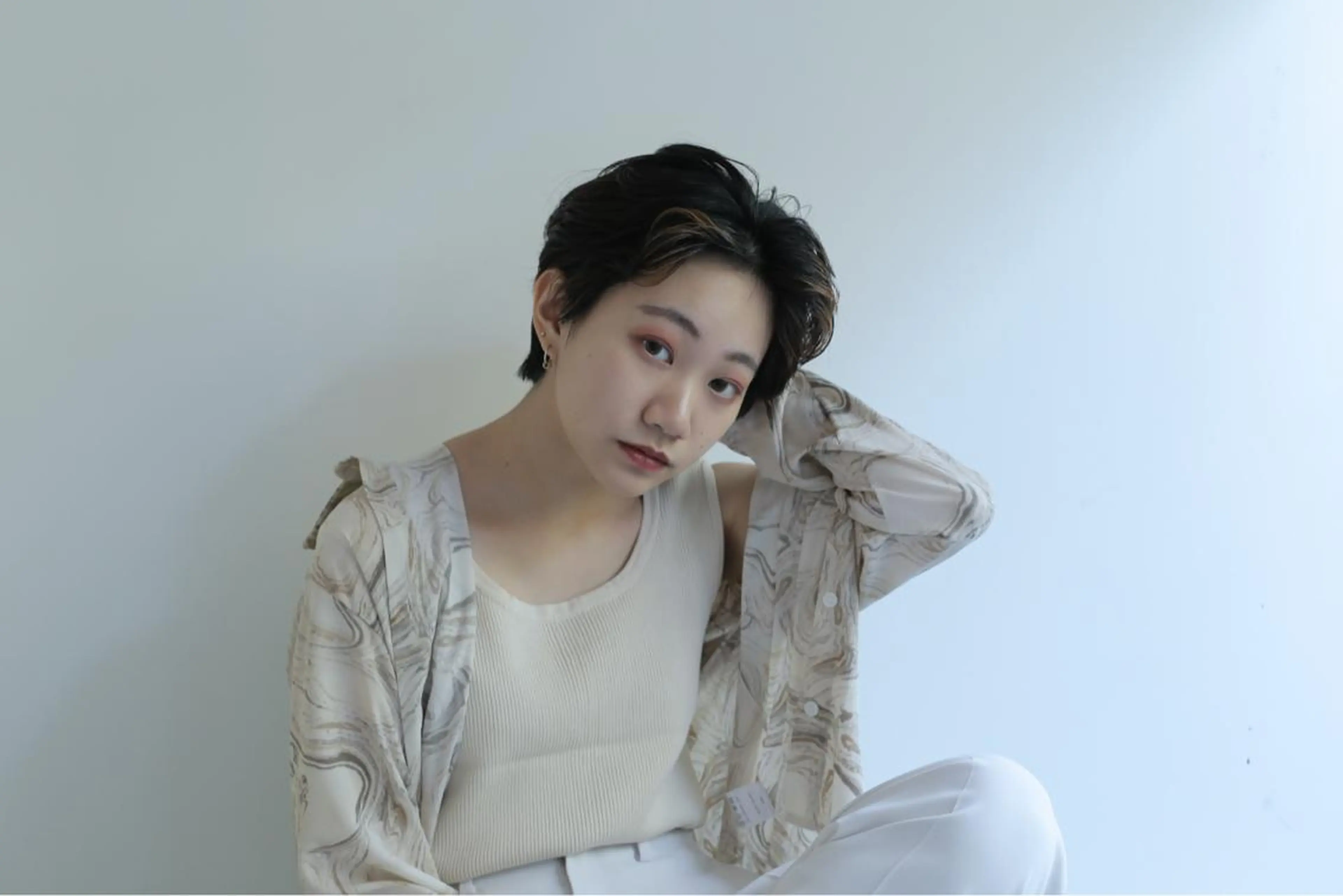 ショート カラー 井本 早紀のヘアスタイル