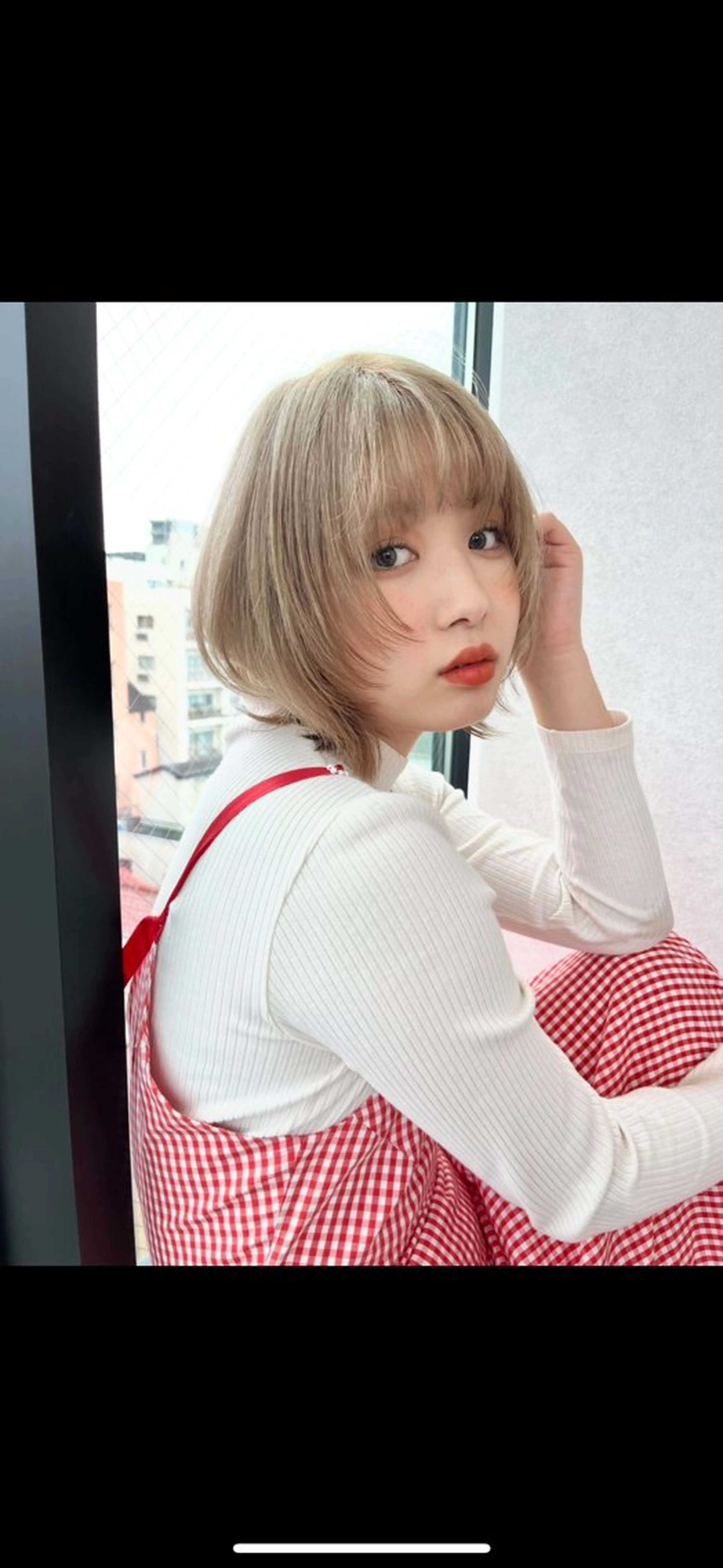 ショート カラー レイヤー/透明感 カラー💘akariのヘアスタイル