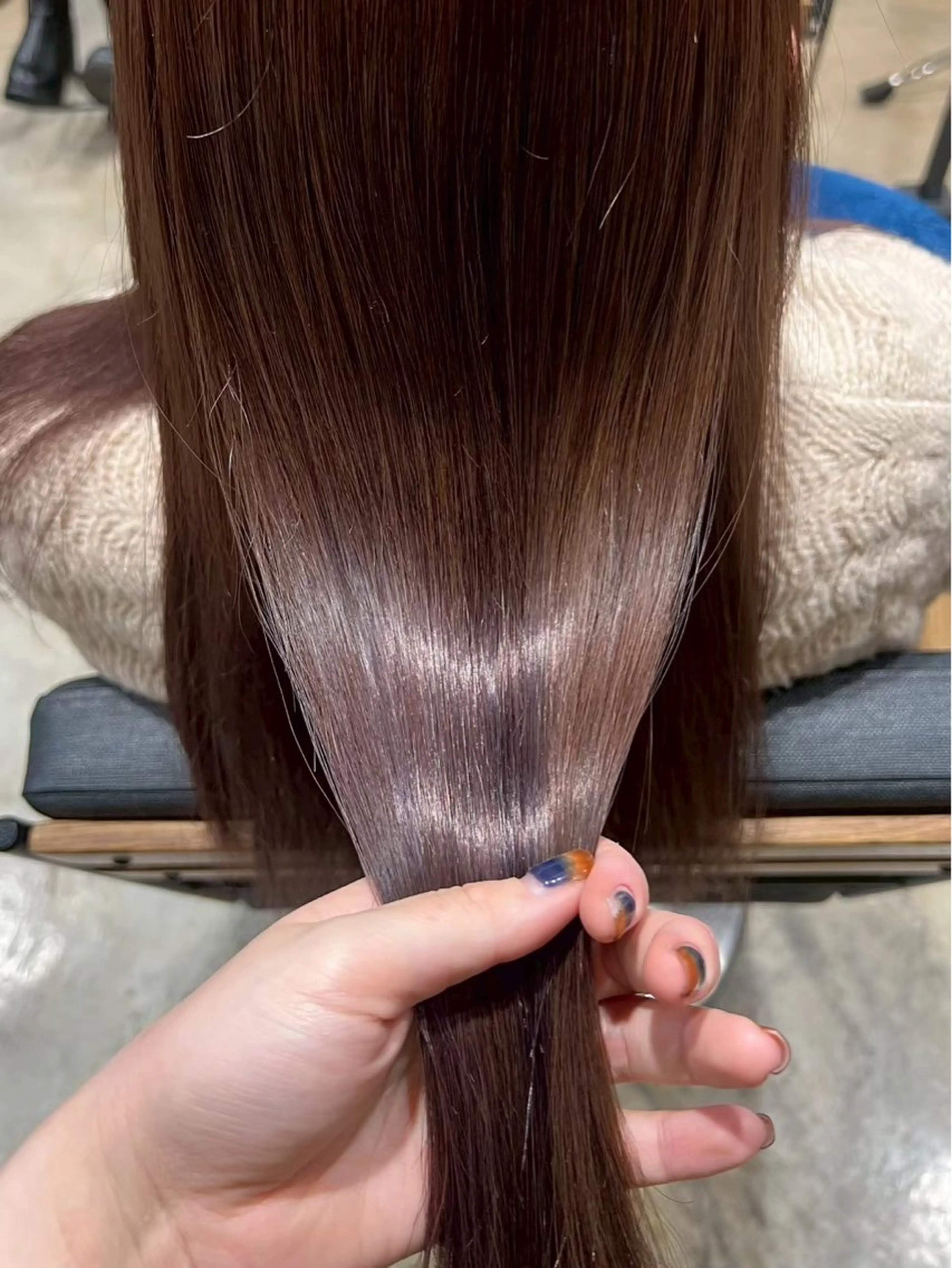 ロング ヘアカラー カラーモデル🎨✨ 長與夕夏のヘアスタイル