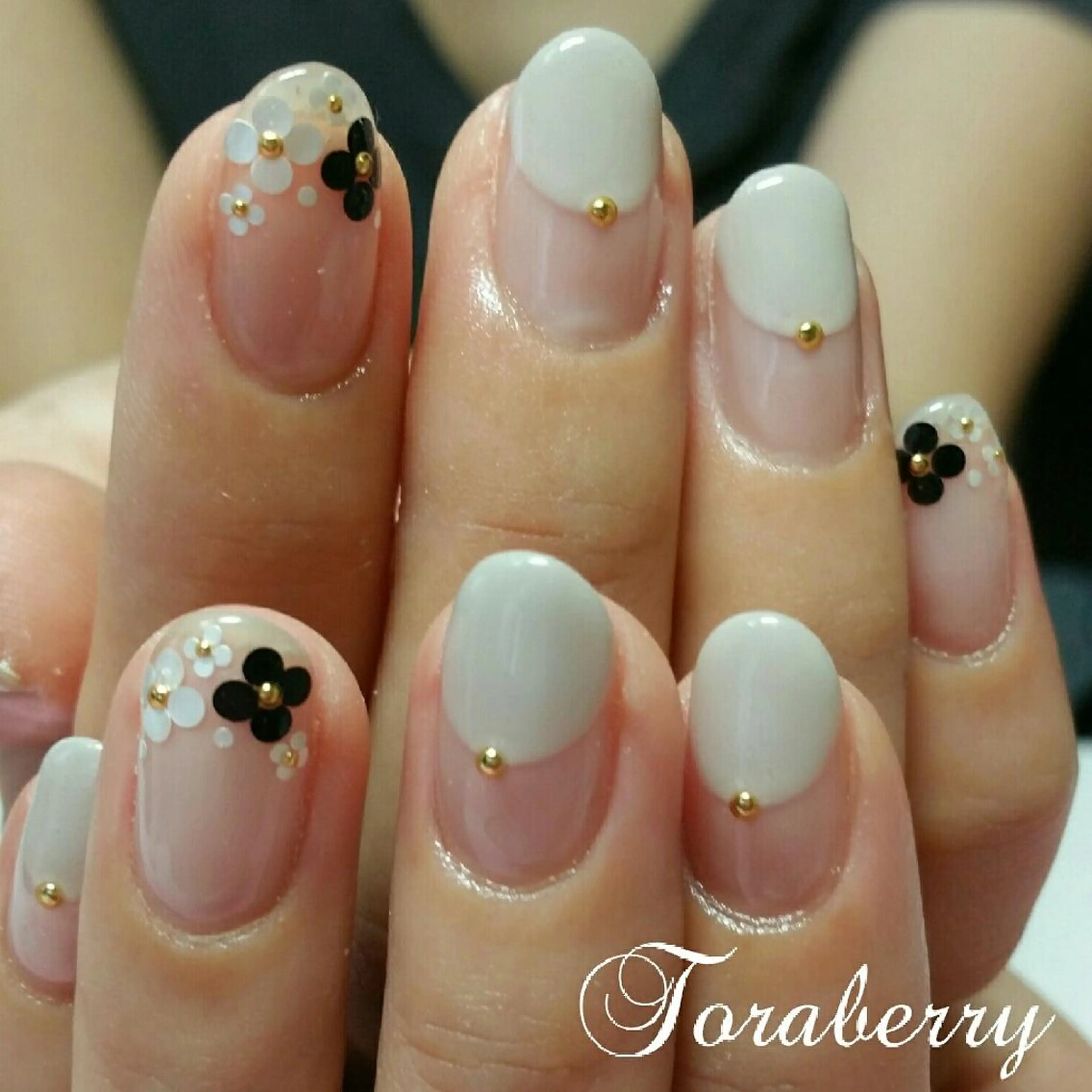 ネイル フラワーネイル ネイリスト なつみのネイルデザイン