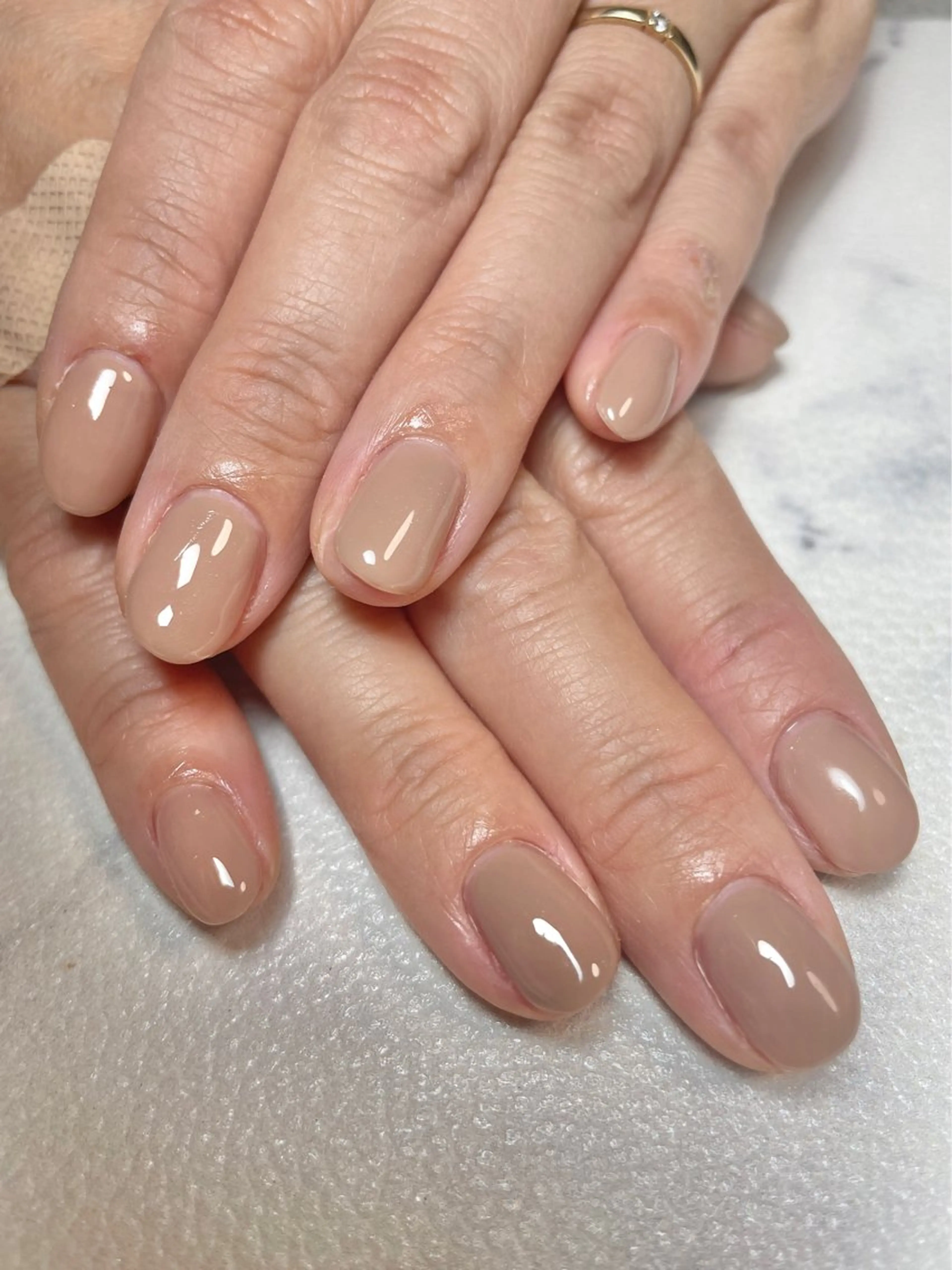 ネイル 黒須莉奈 IRYのネイルデザイン