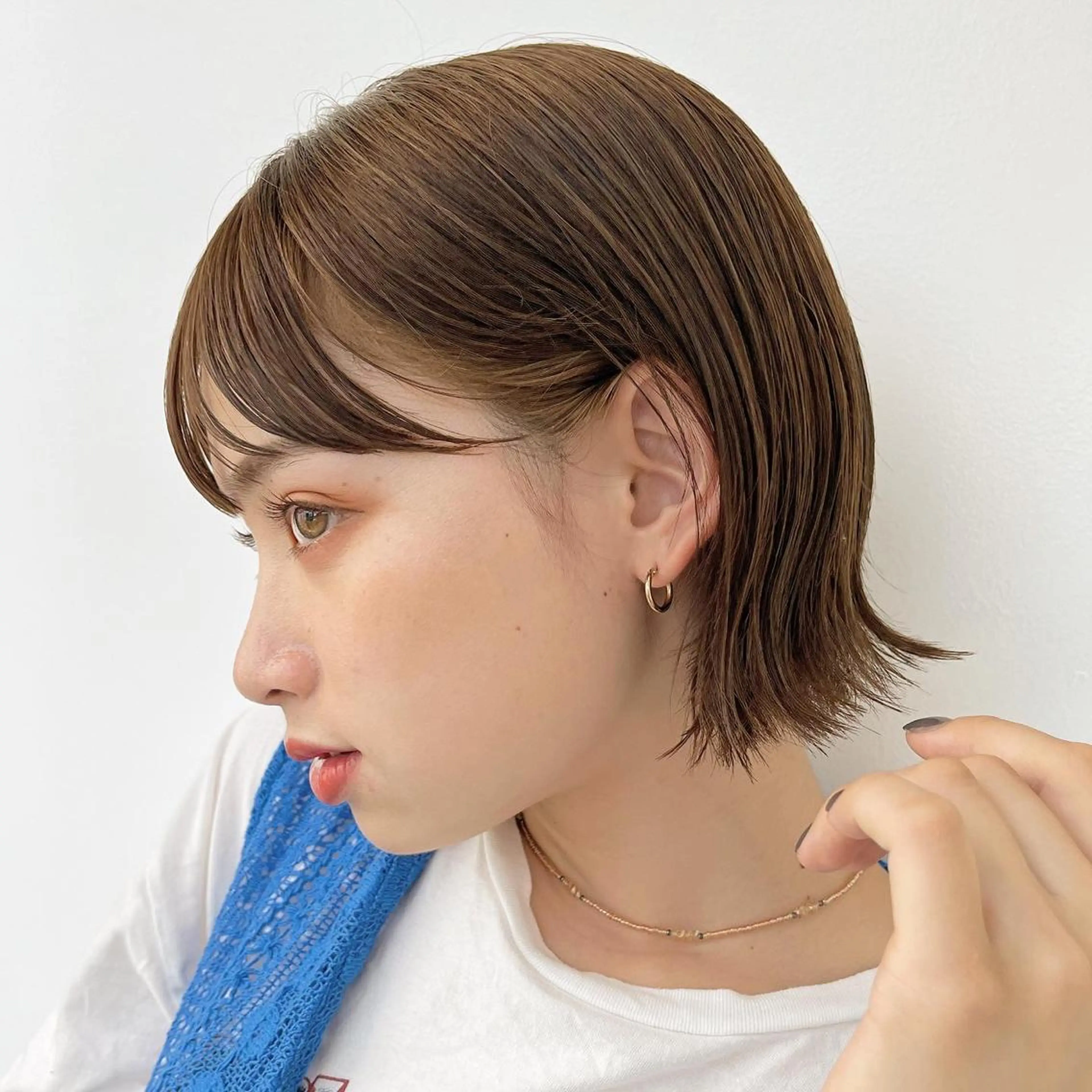 ショート カラー 透明感カラー グレージュ ハイライトカラー ハイトーンカラー オリーブグレージュ 🌱ボブ/レイヤー/ ベージュ/あやみ✨のヘアスタイル