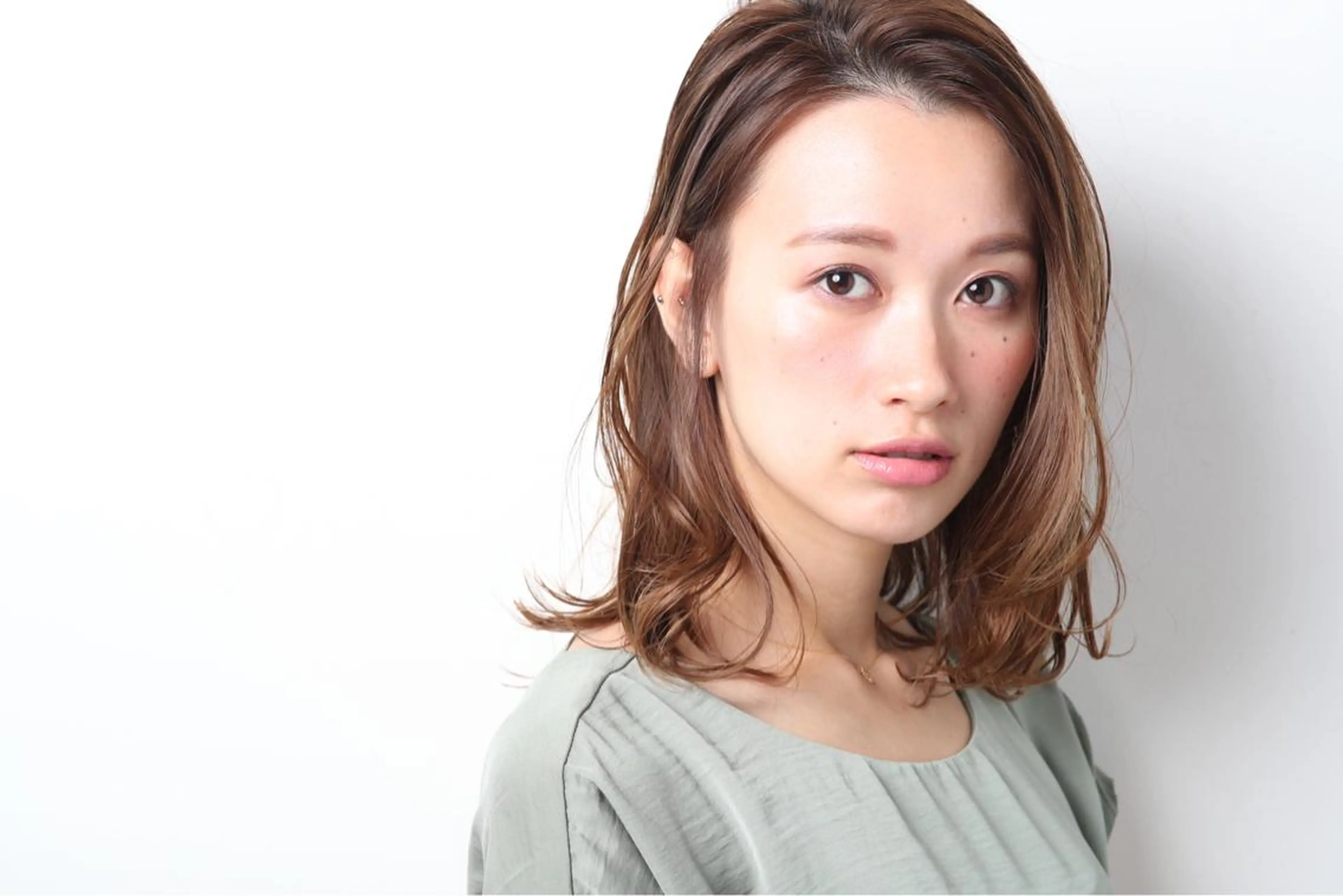 ミディアム 戸津川 隆人のヘアスタイル